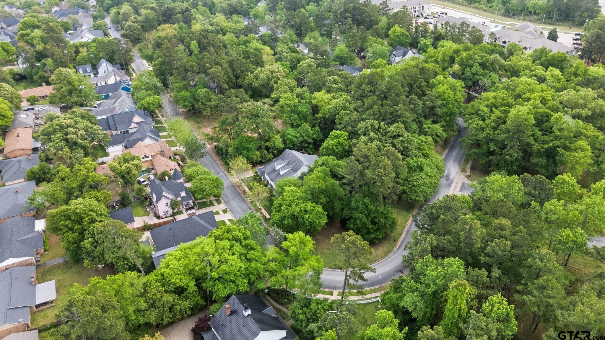 3933 Charleston Park