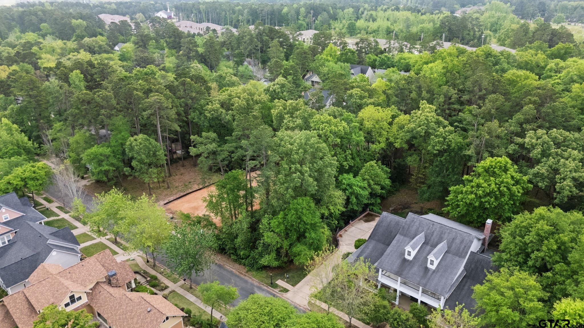 3933 Charleston Park