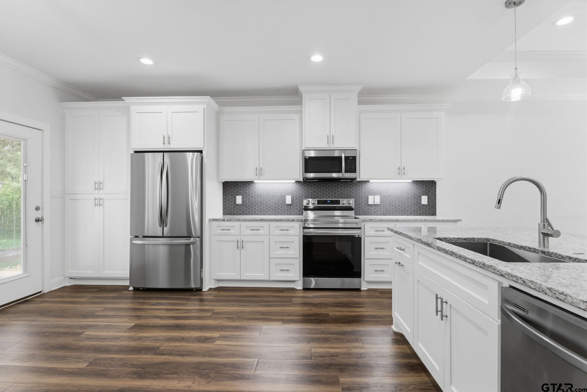 317 Brentwood Dr