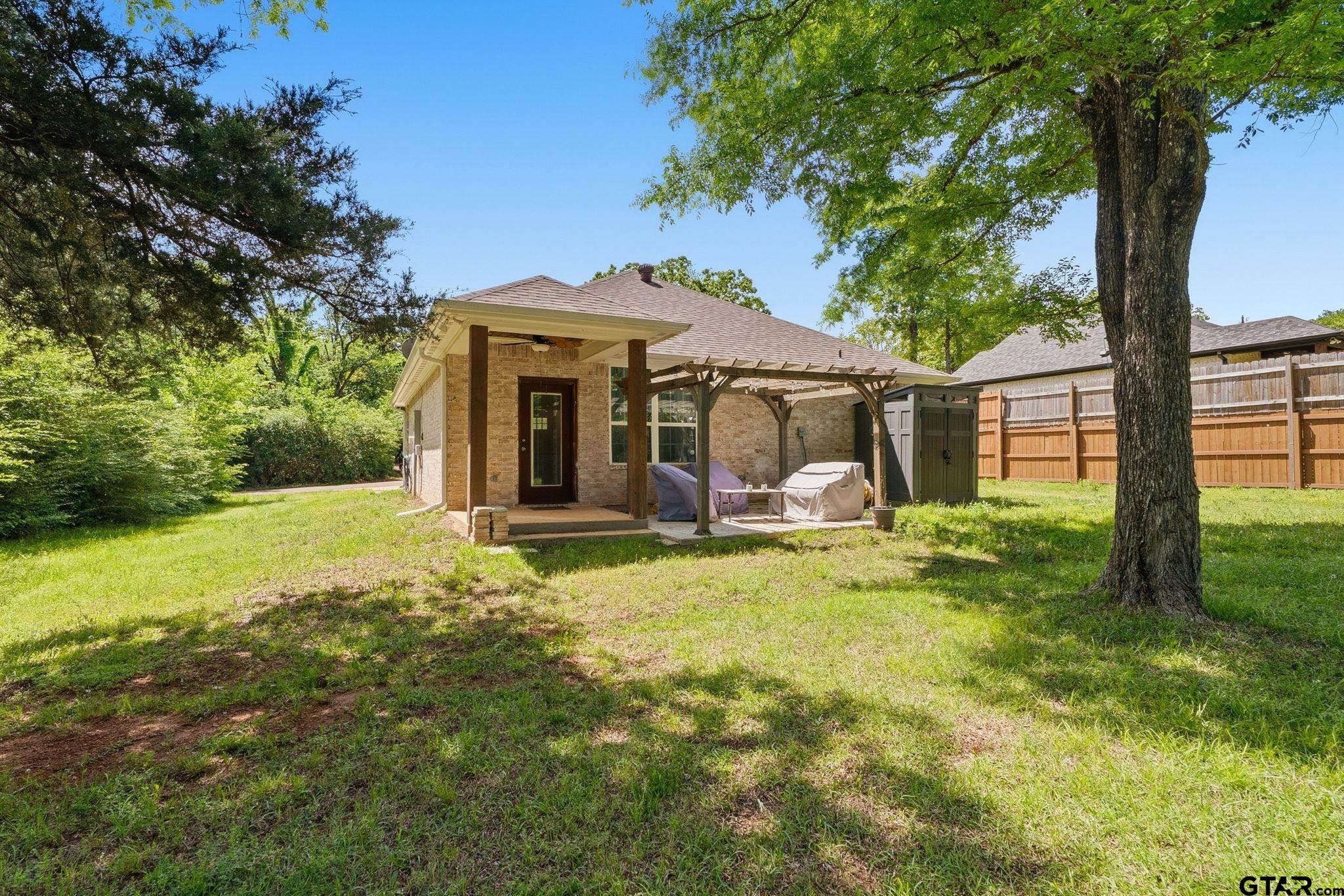 317 Brentwood Dr
