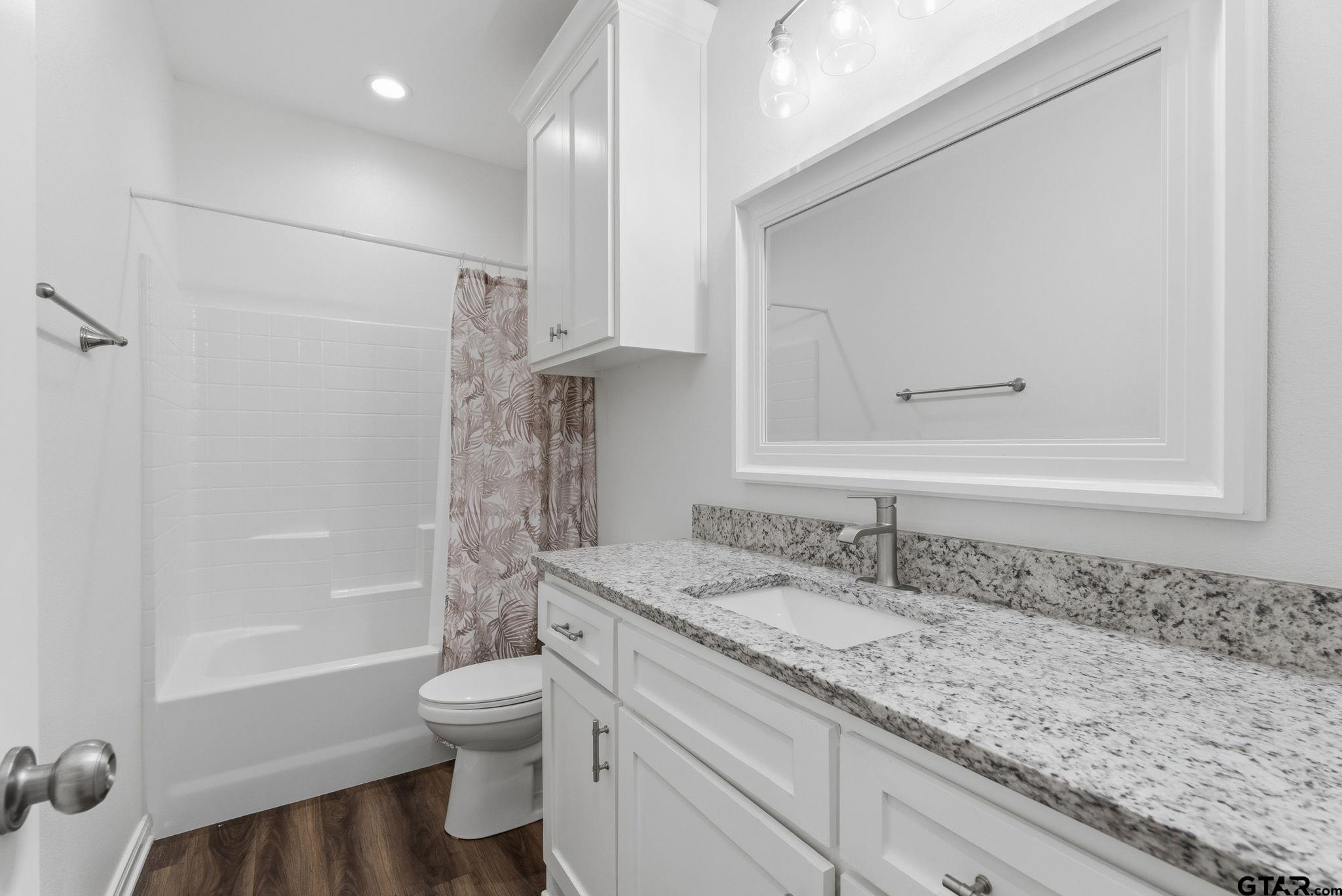 317 Brentwood Dr