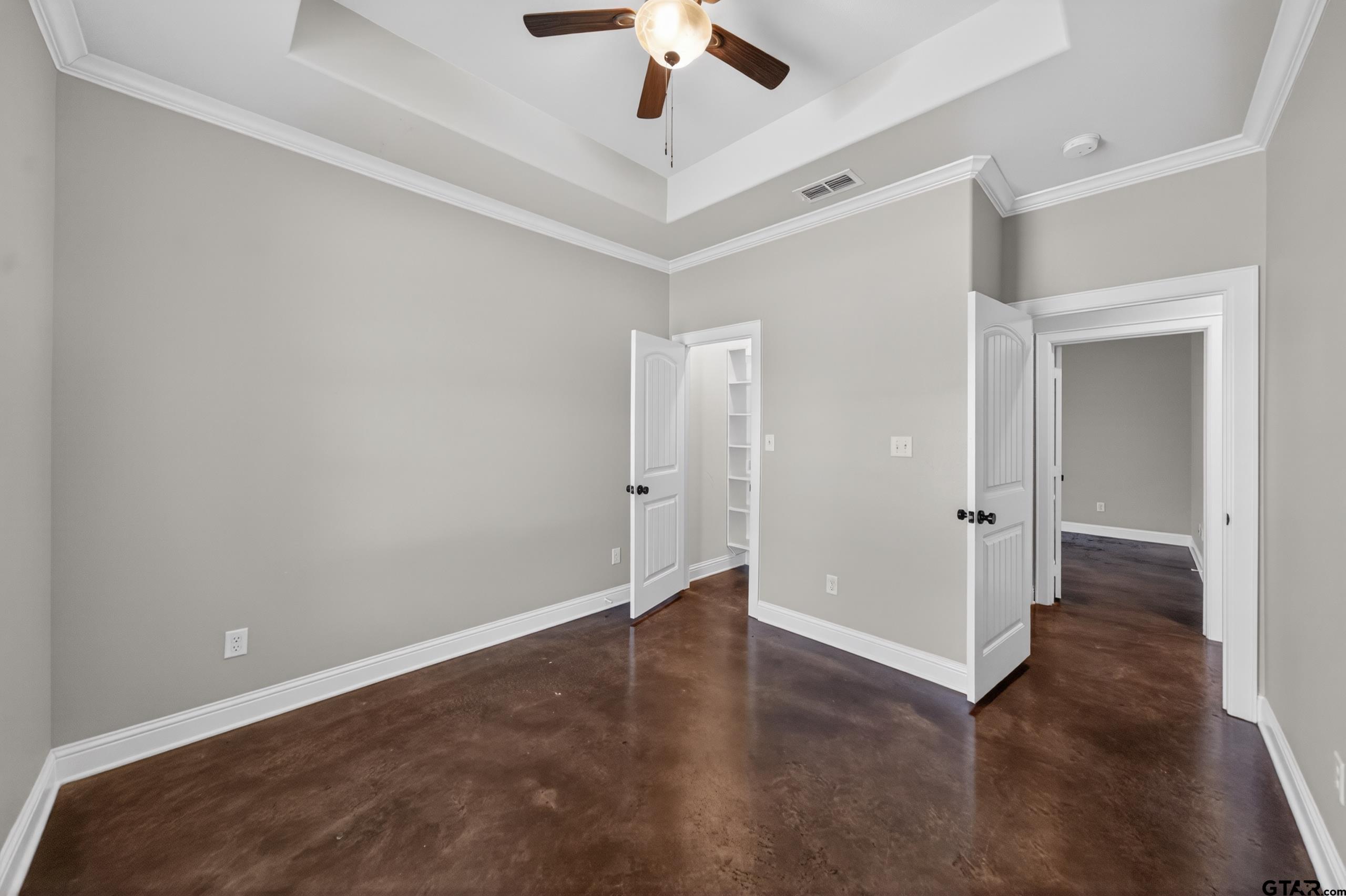 18310 Timber Oaks