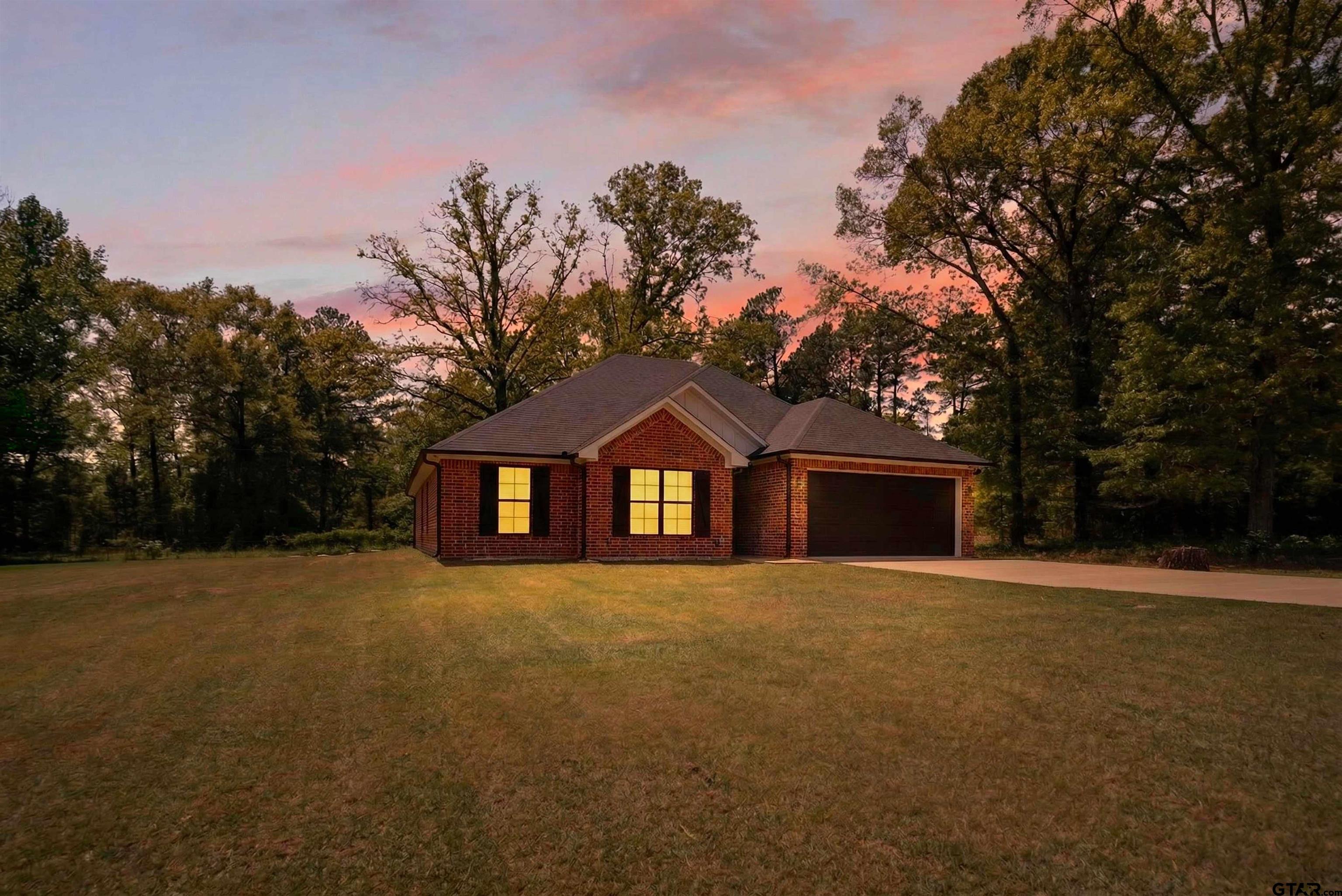 18310 Timber Oaks