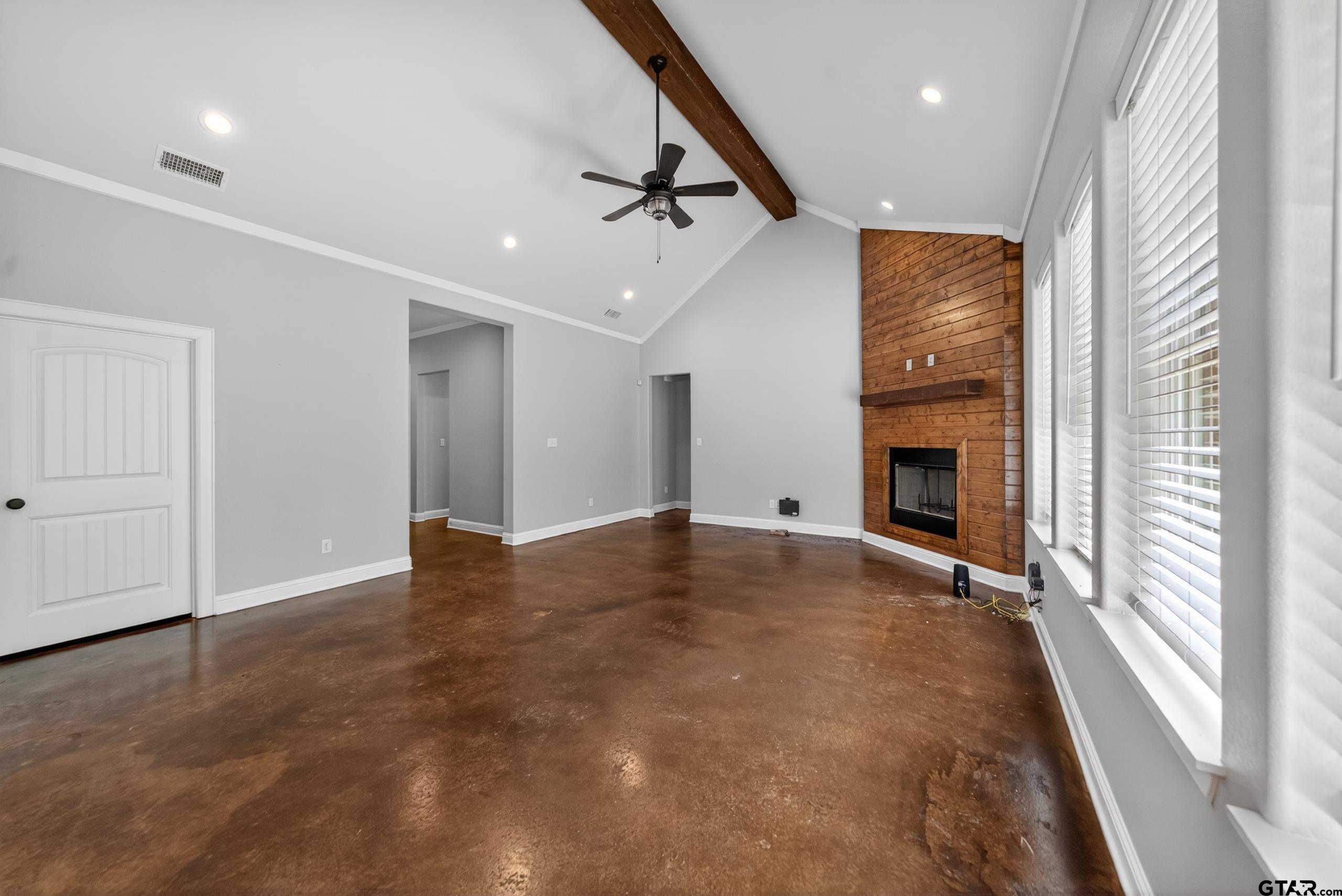 18310 Timber Oaks