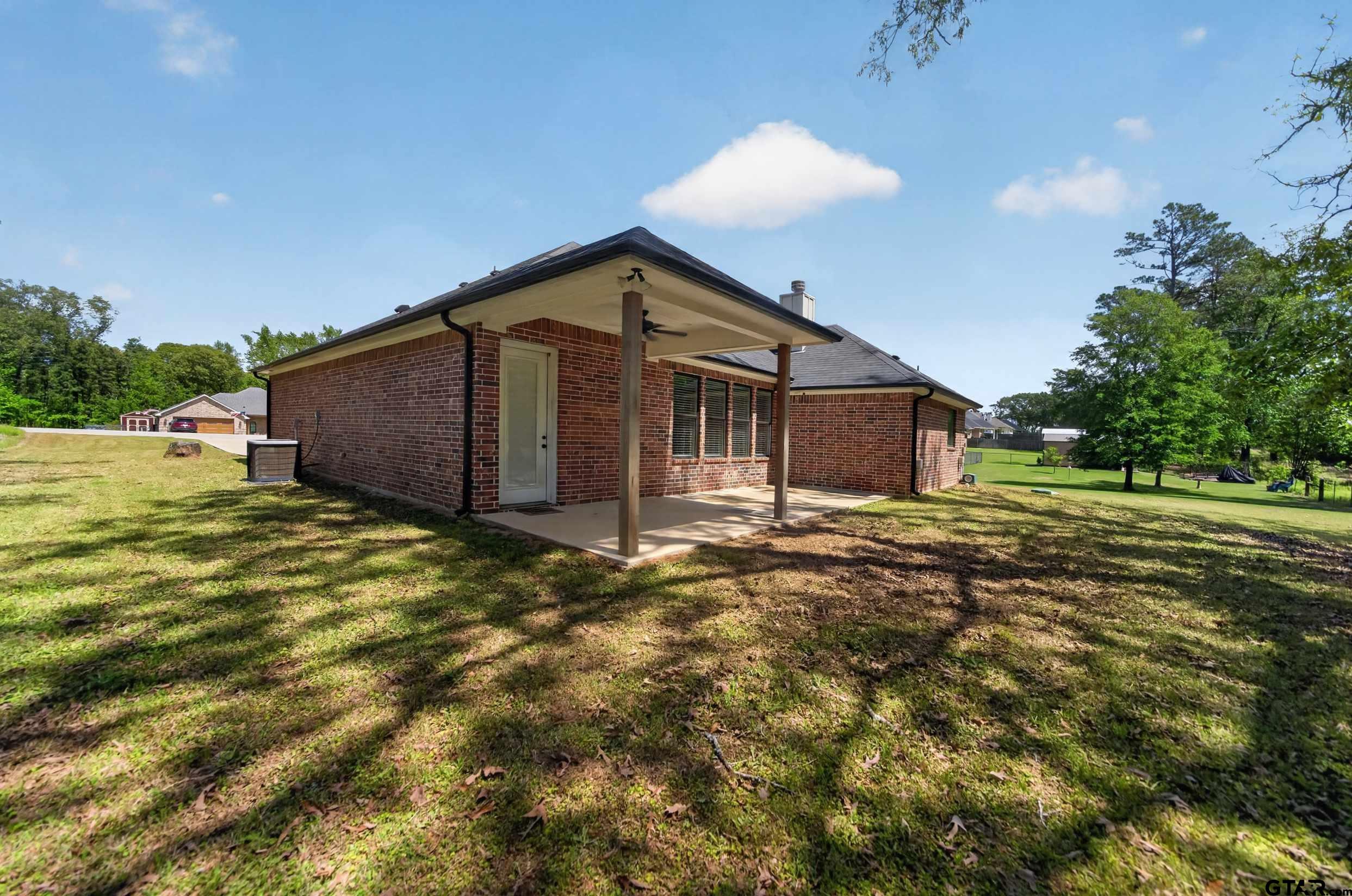 18310 Timber Oaks
