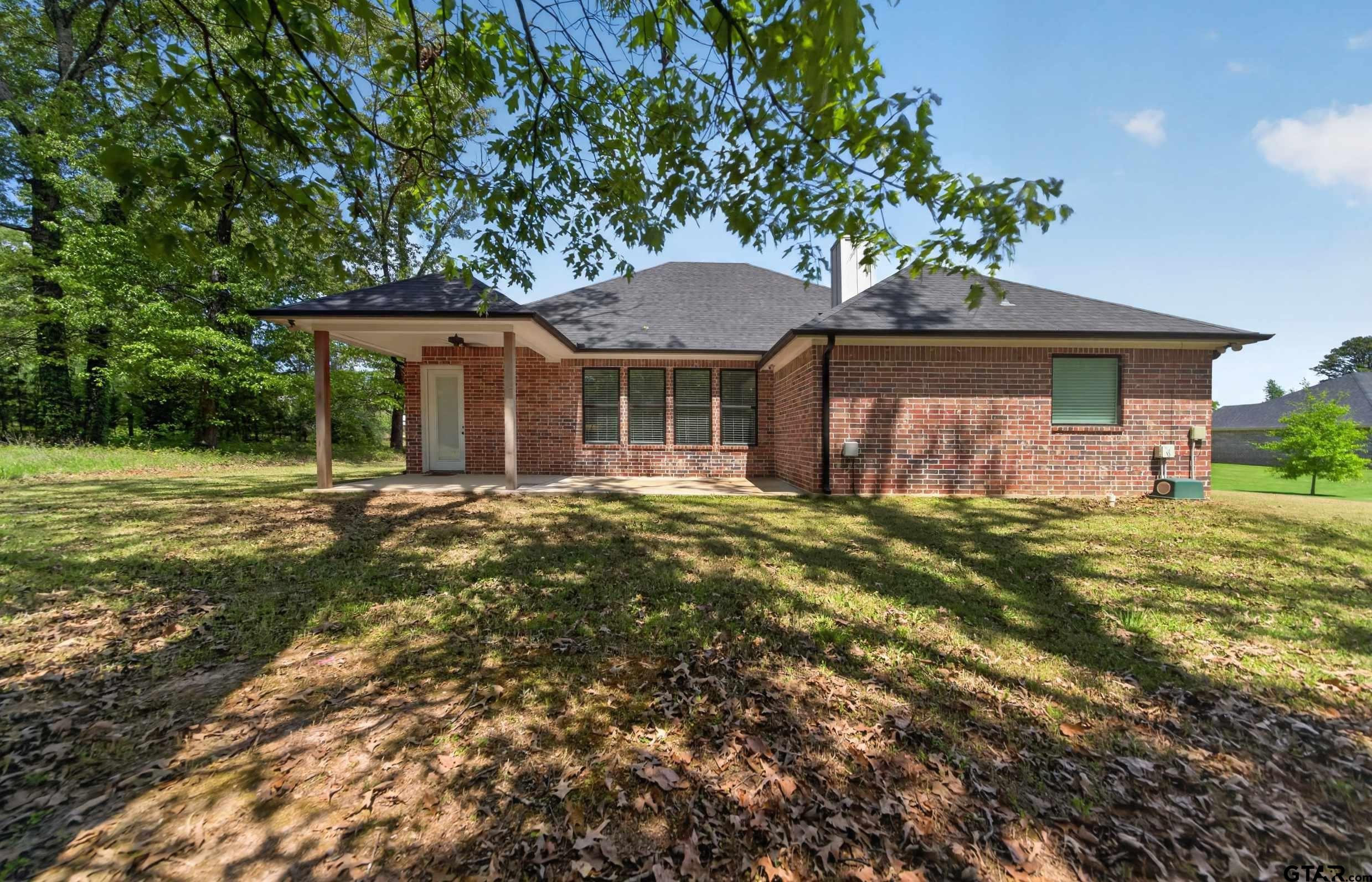 18310 Timber Oaks