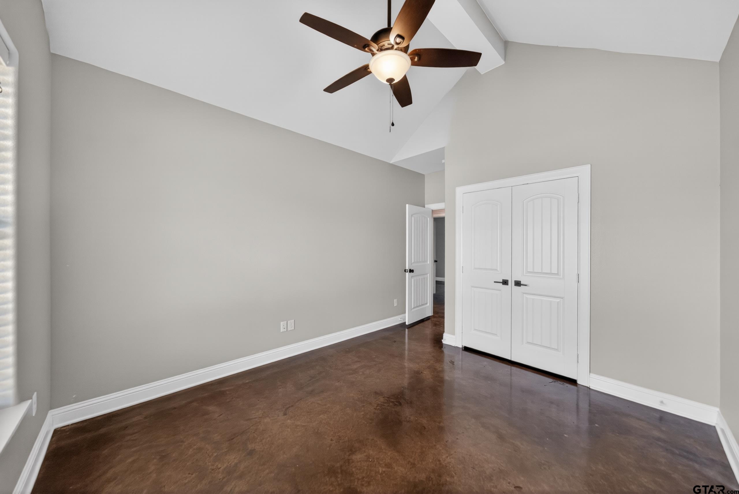18310 Timber Oaks