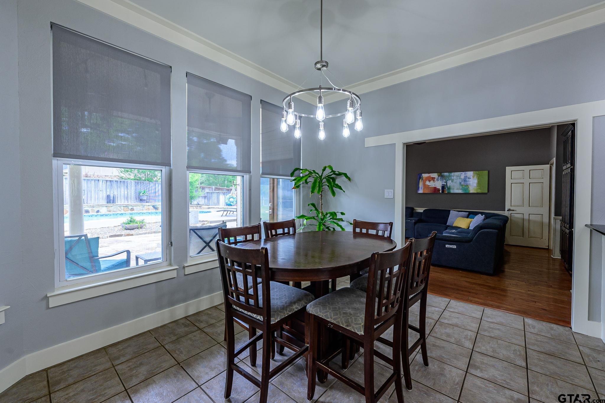 5701 Churchill