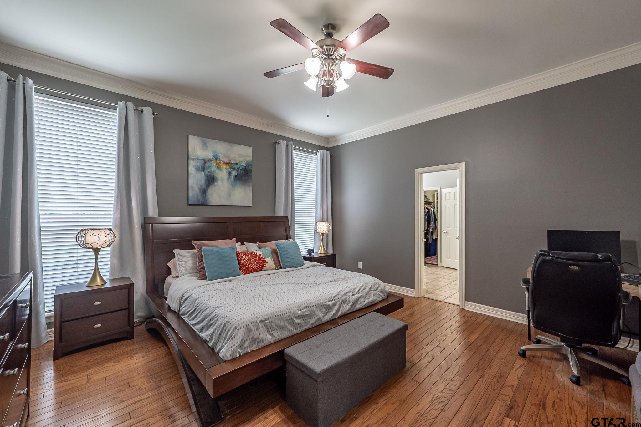 5701 Churchill