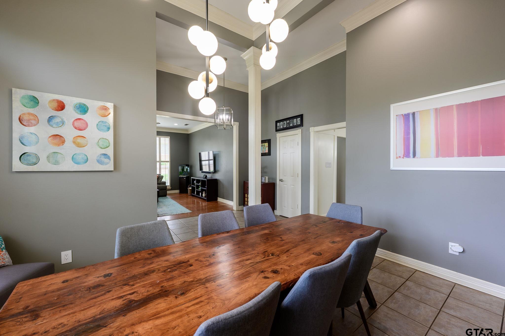5701 Churchill
