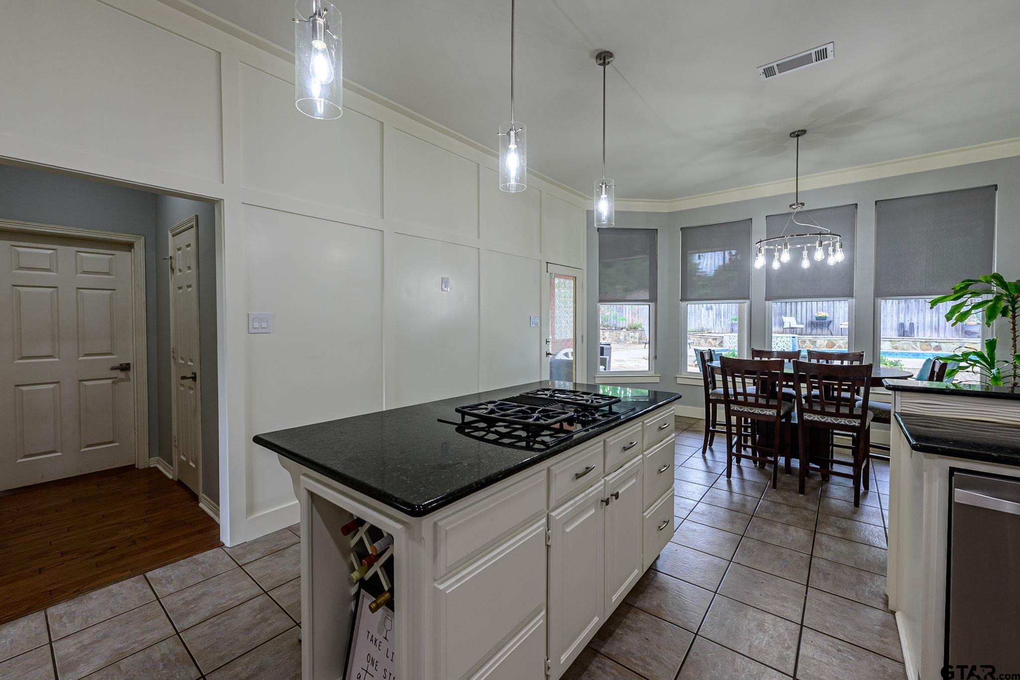 5701 Churchill