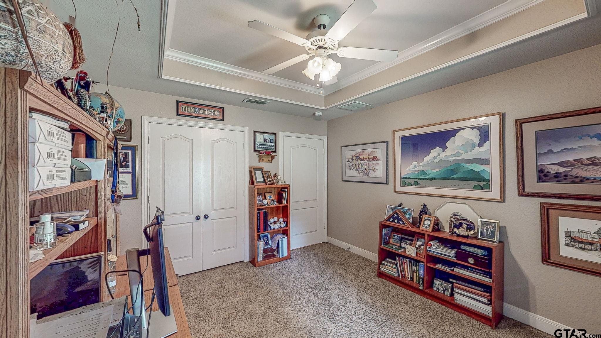 12360 Southhaven