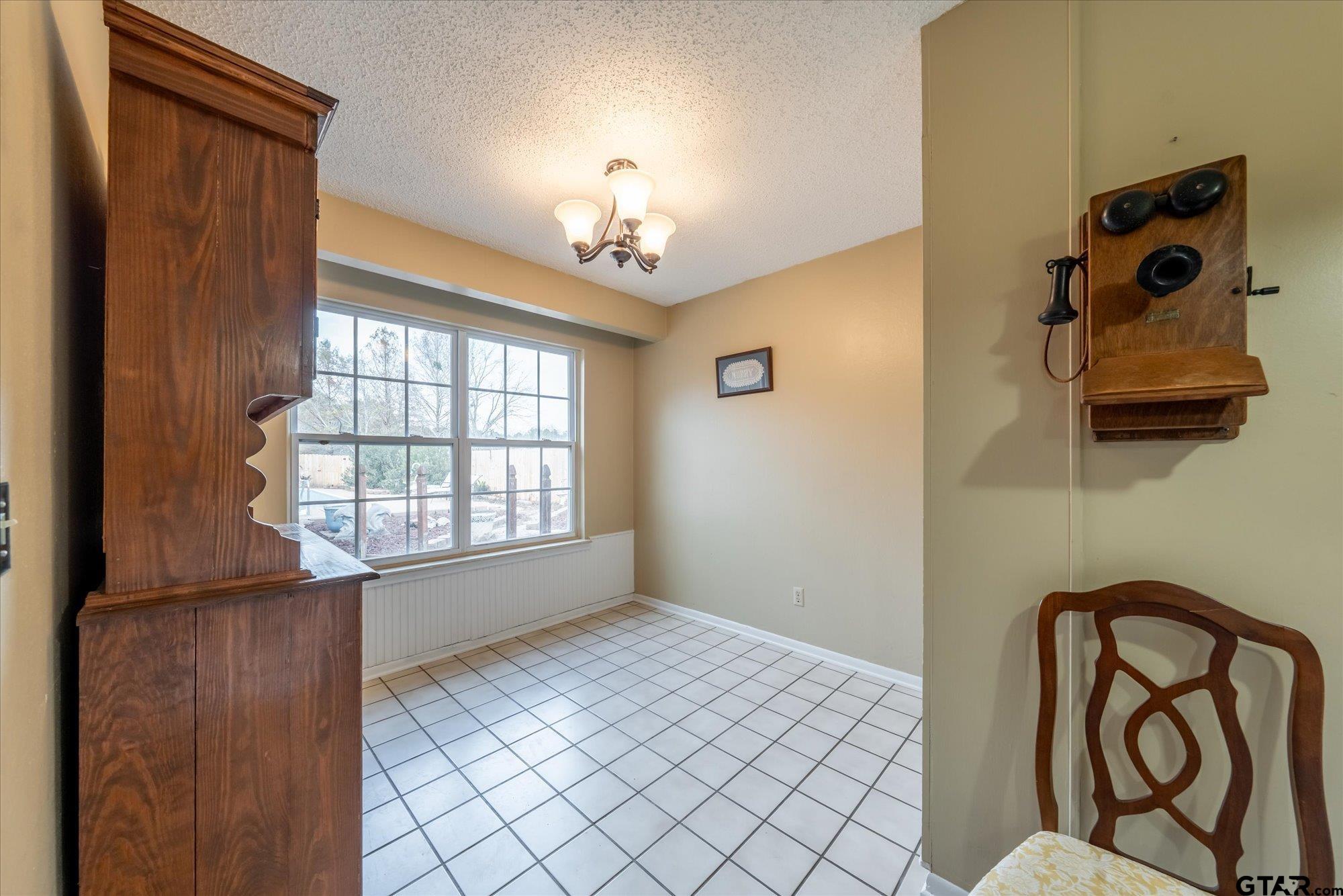 287 Hollybrook Dr.