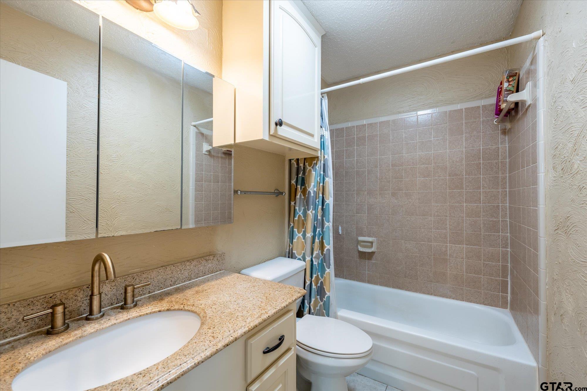 287 Hollybrook Dr.