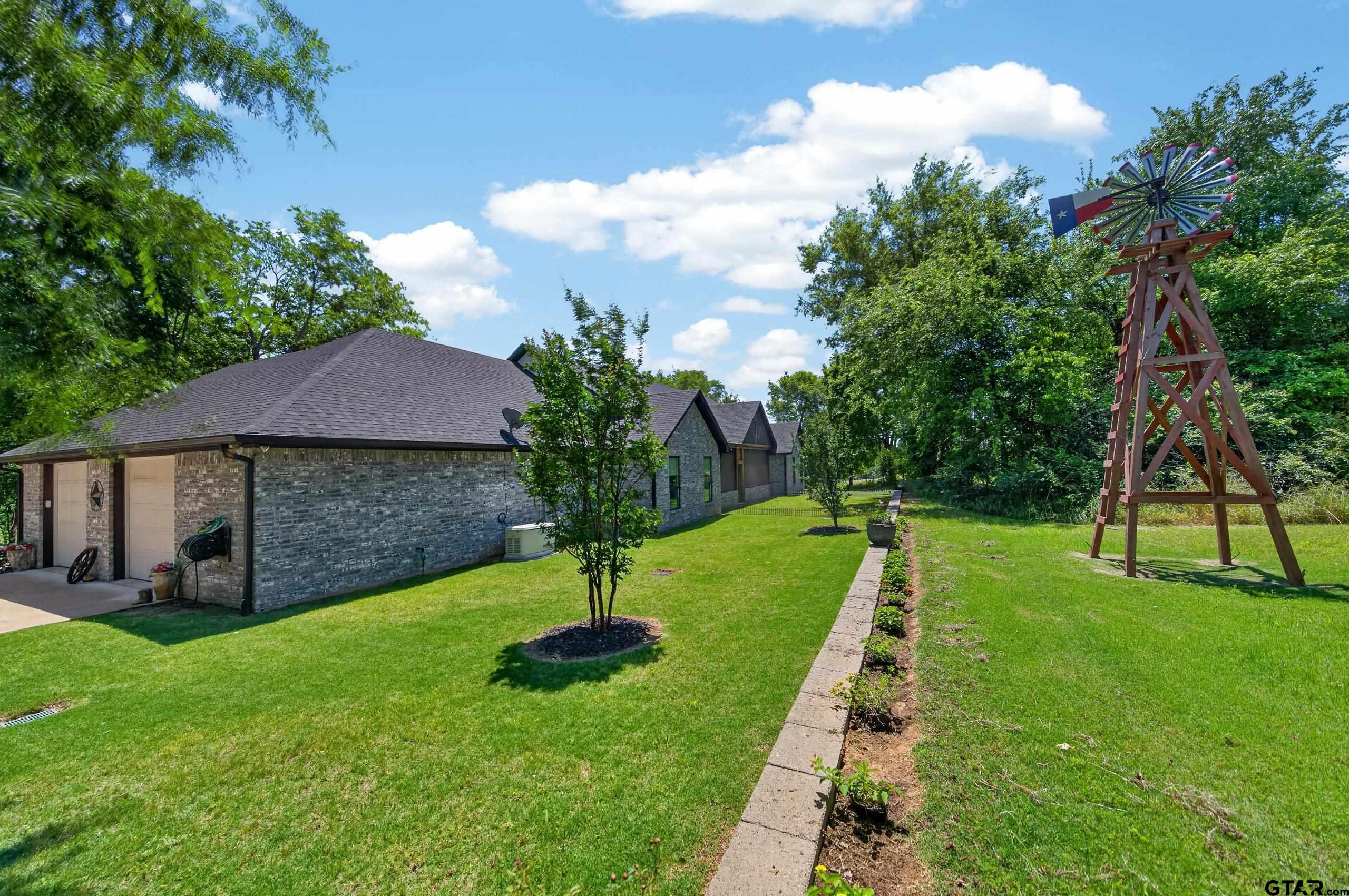 805 County Road 3802