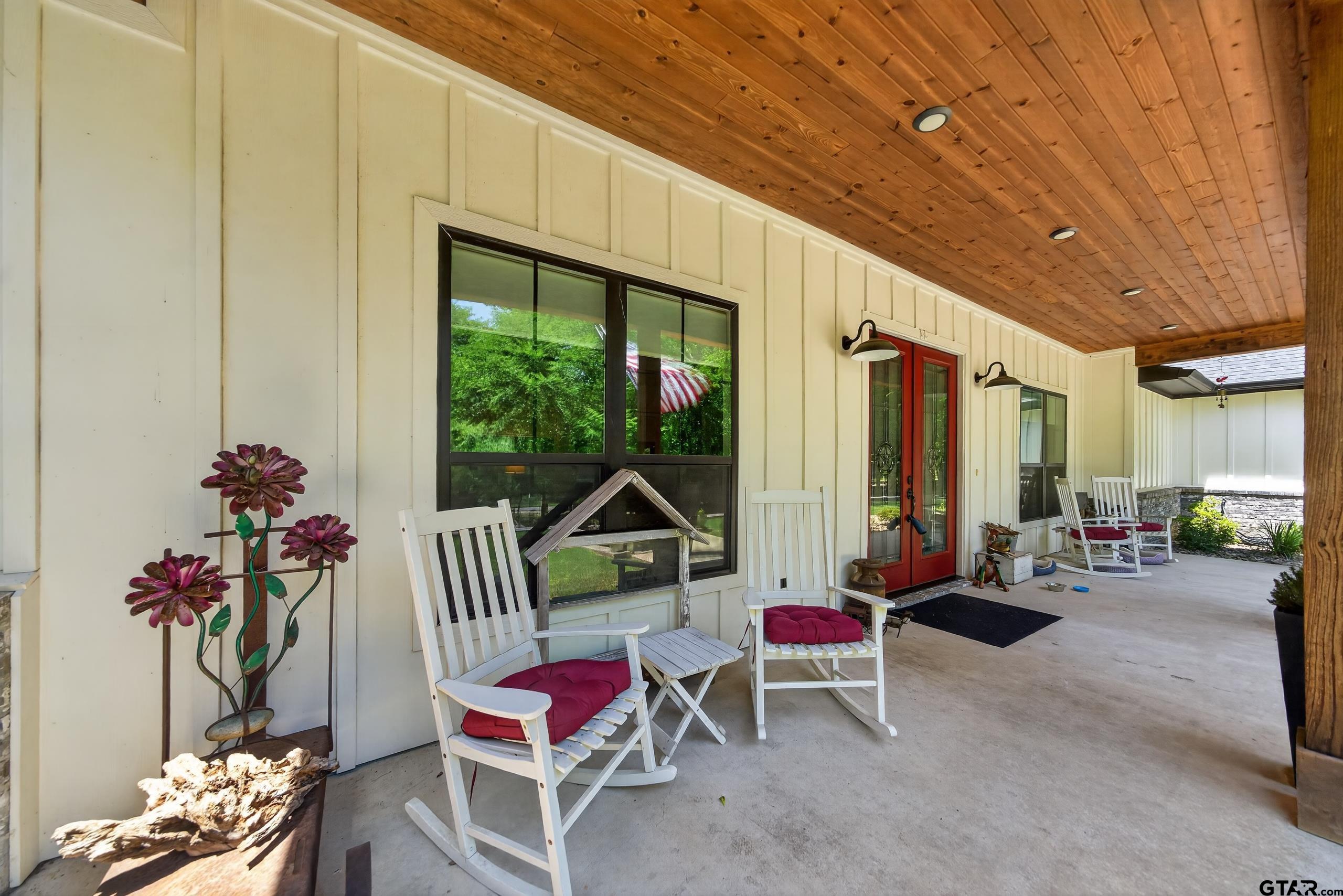 805 County Road 3802