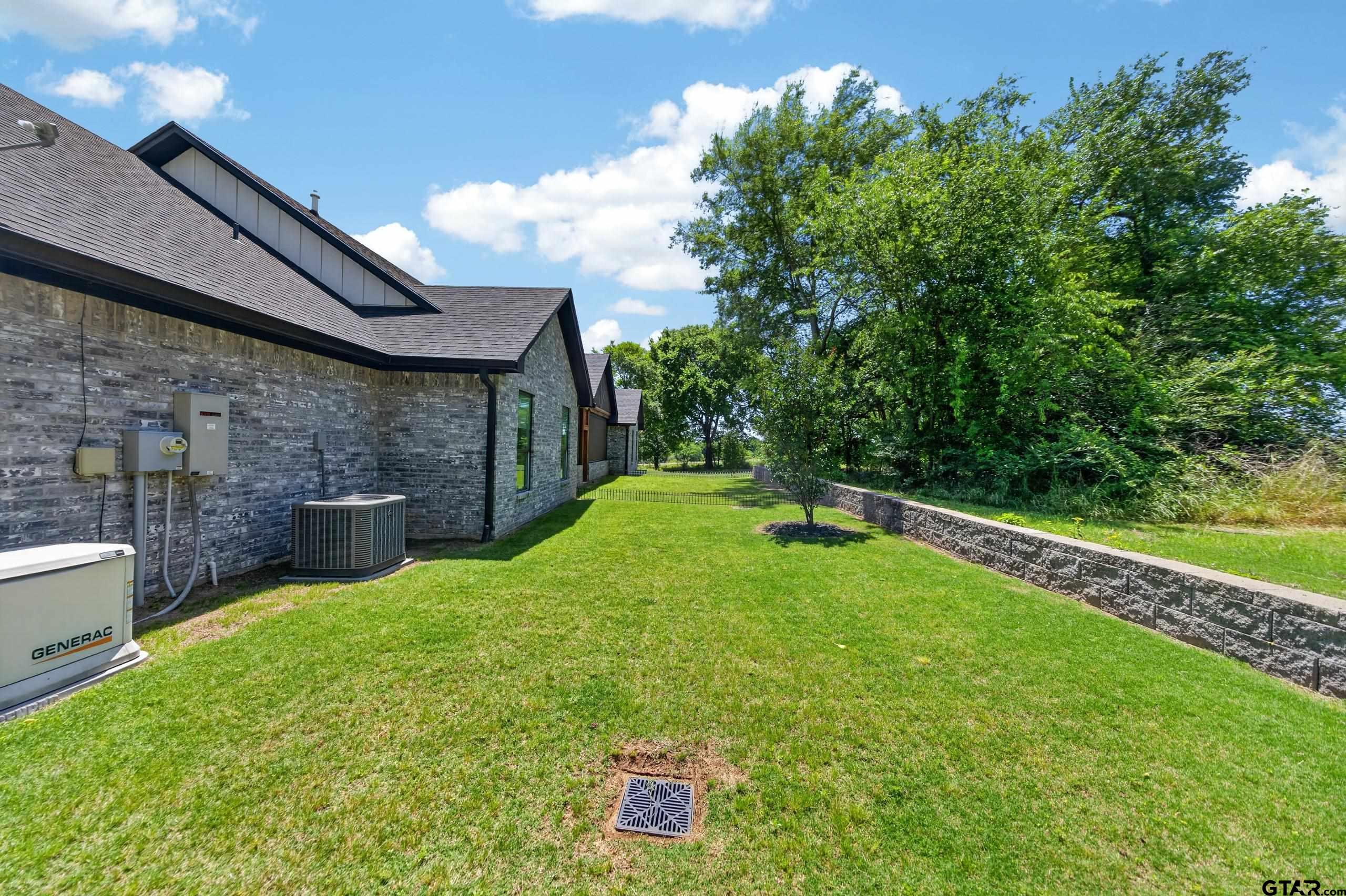 805 County Road 3802