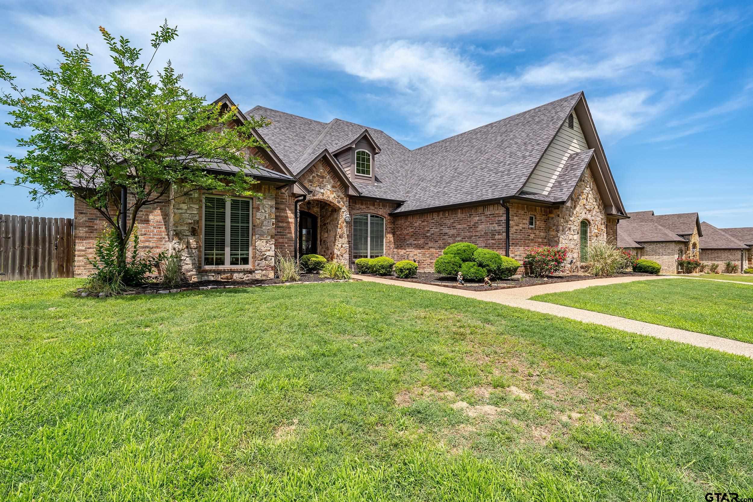 545 Highland Place