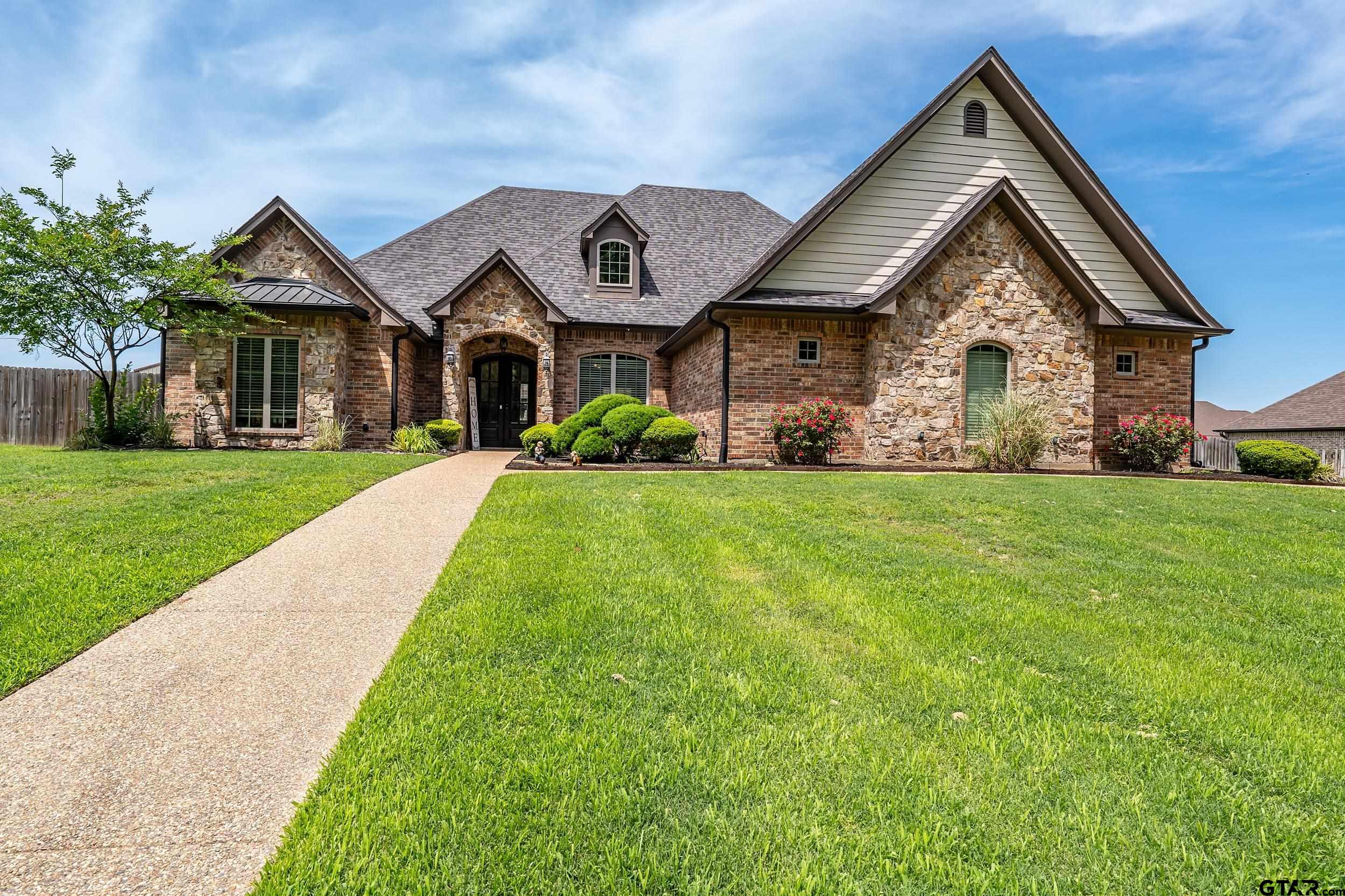 545 Highland Place