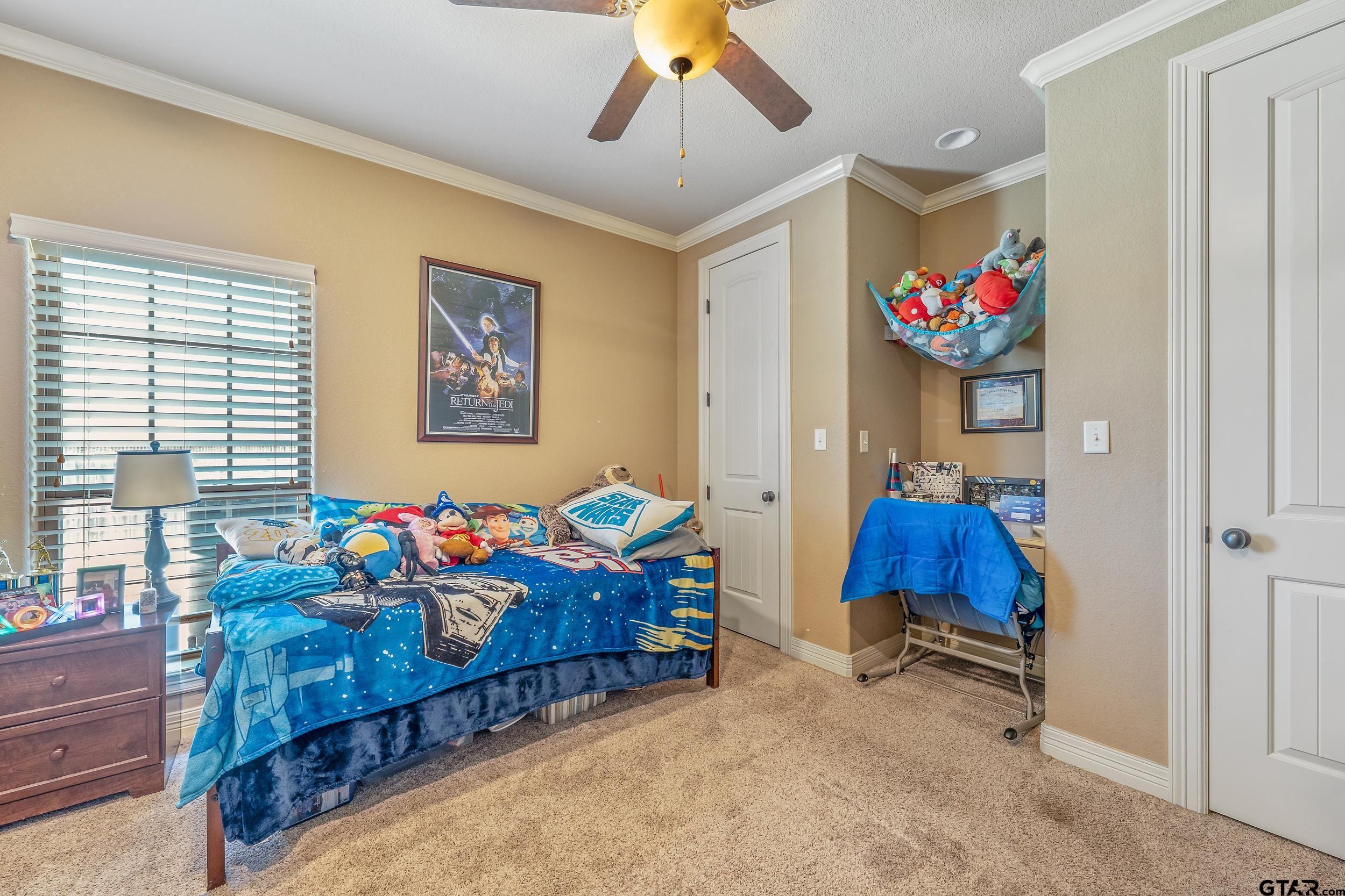 545 Highland Place
