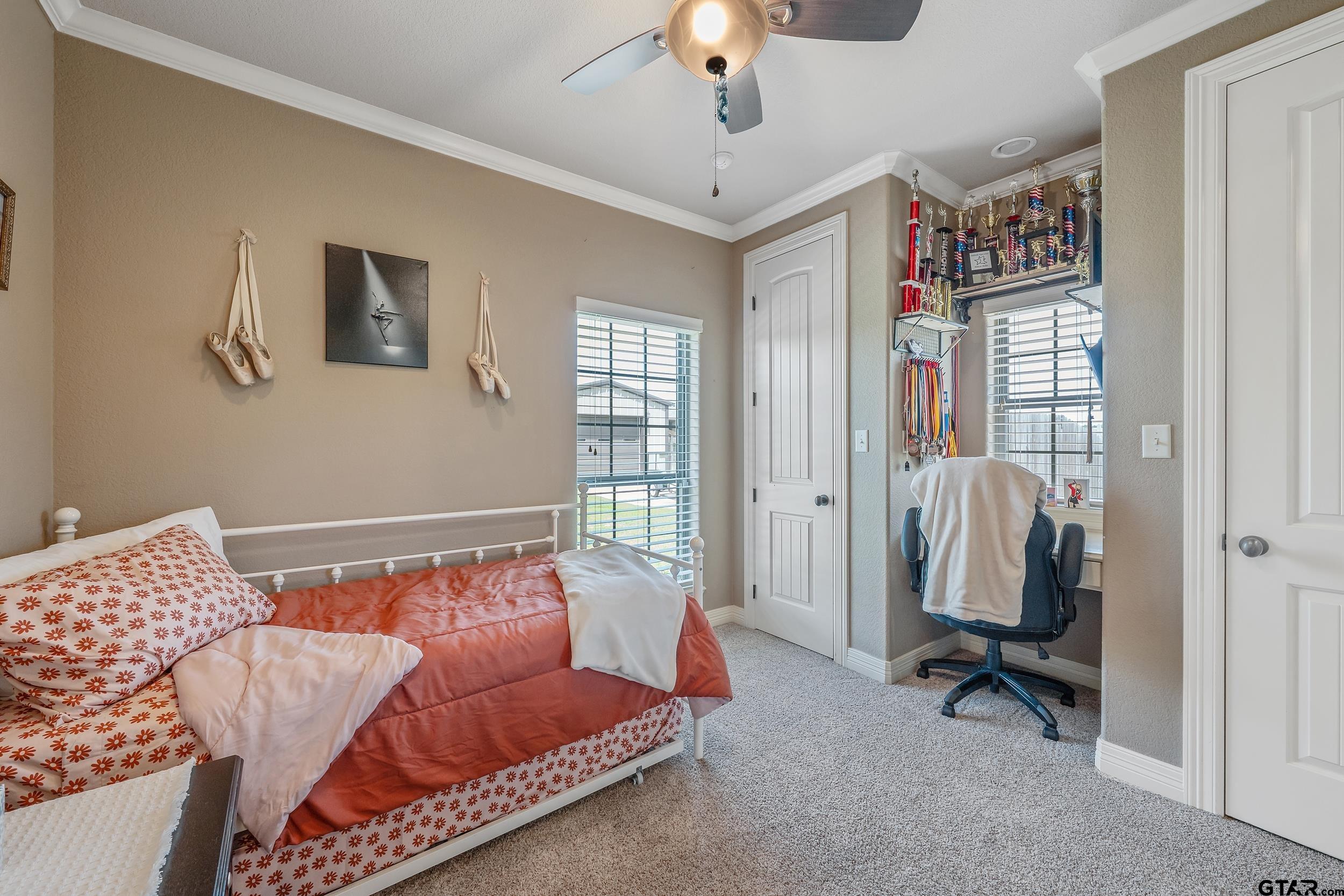 545 Highland Place