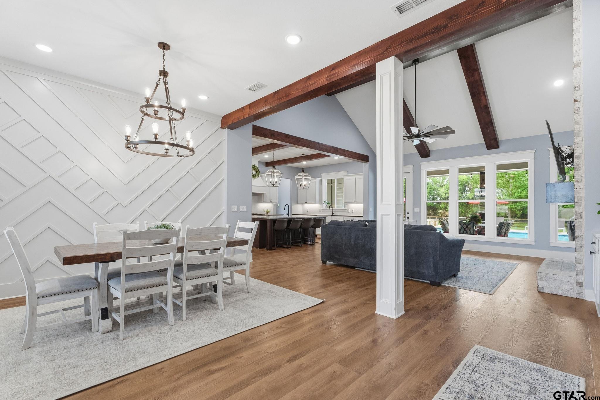 21836 Country Meadows