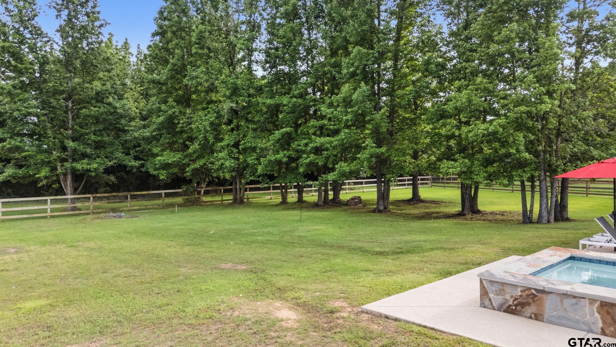 21836 Country Meadows