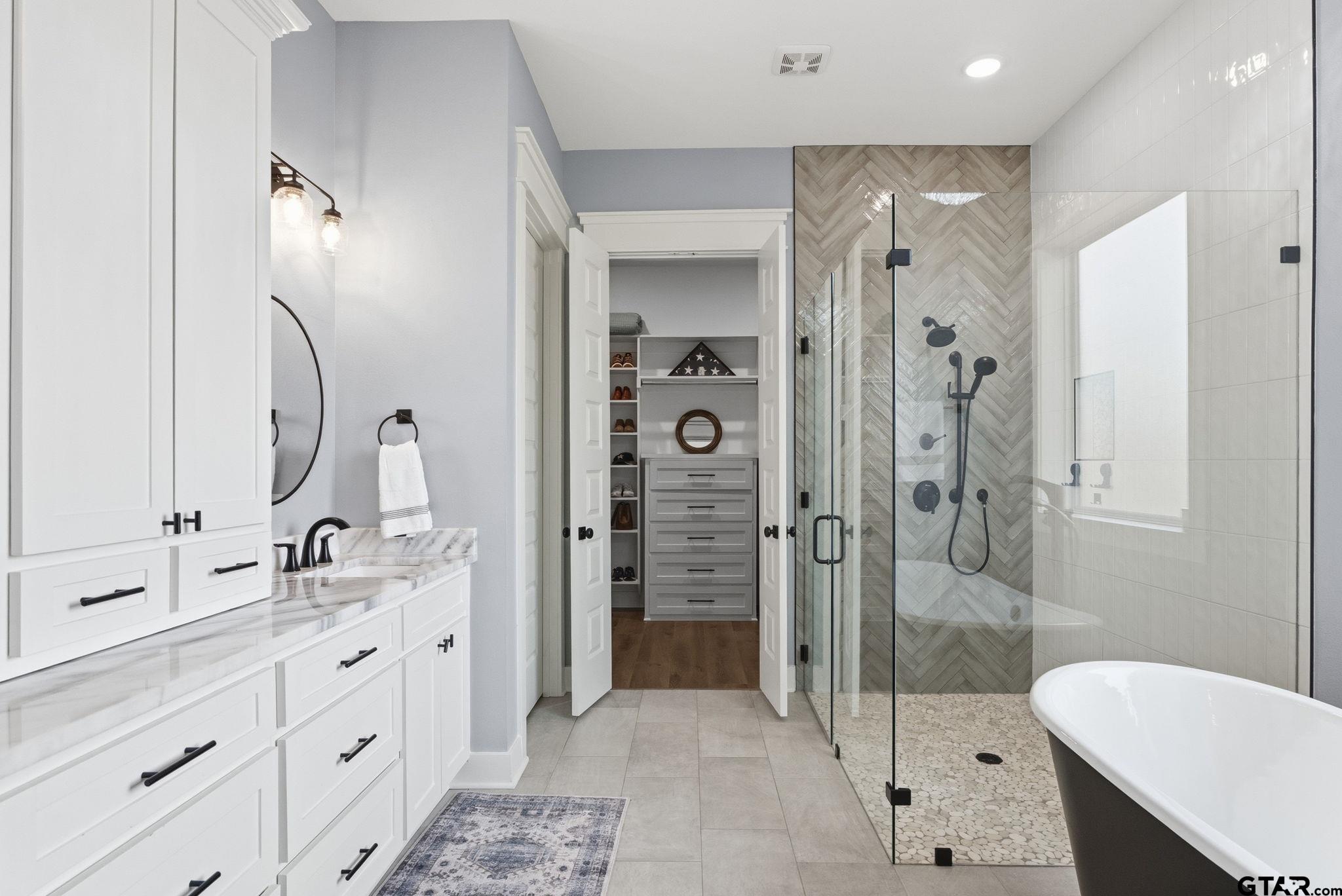 21836 Country Meadows