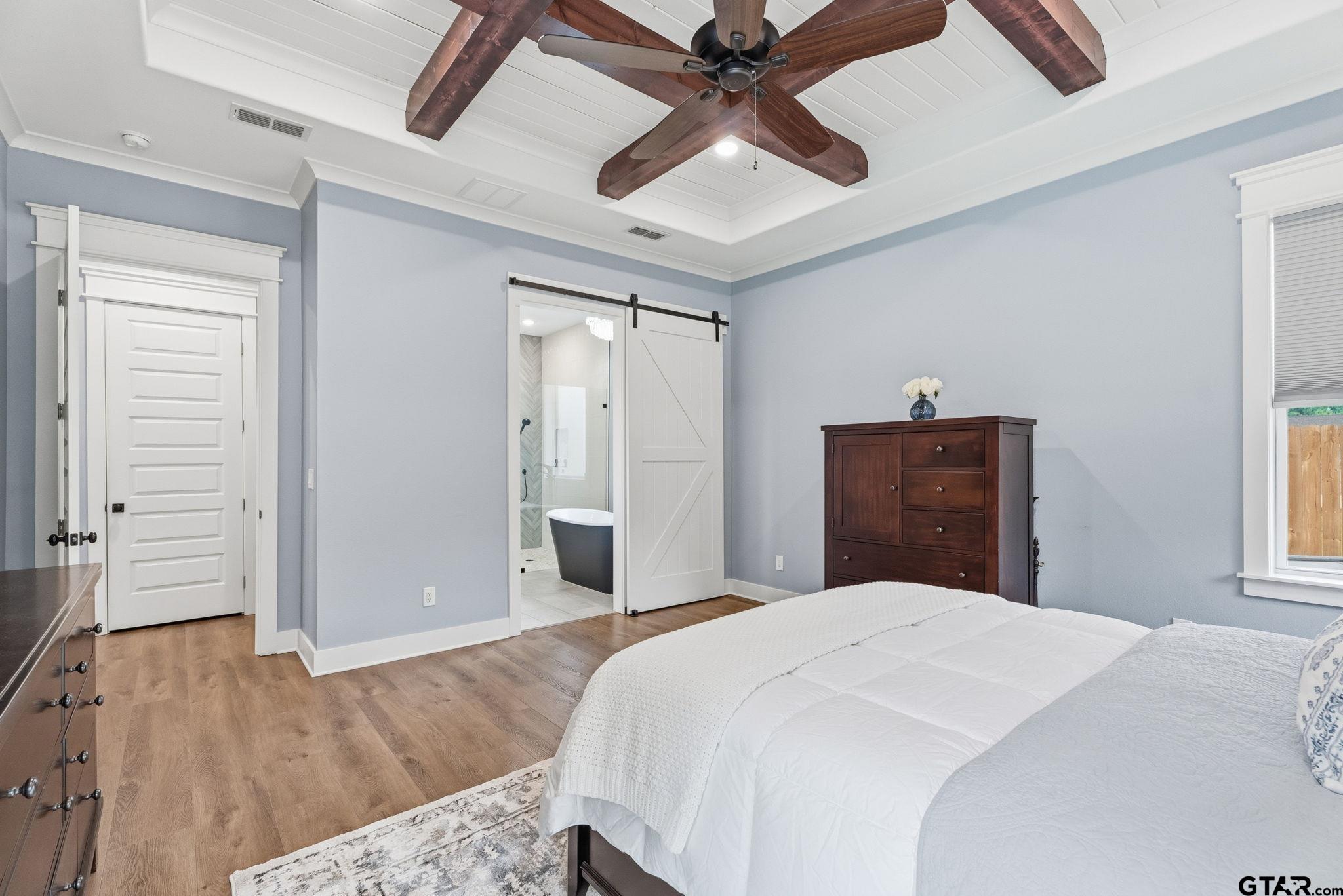 21836 Country Meadows