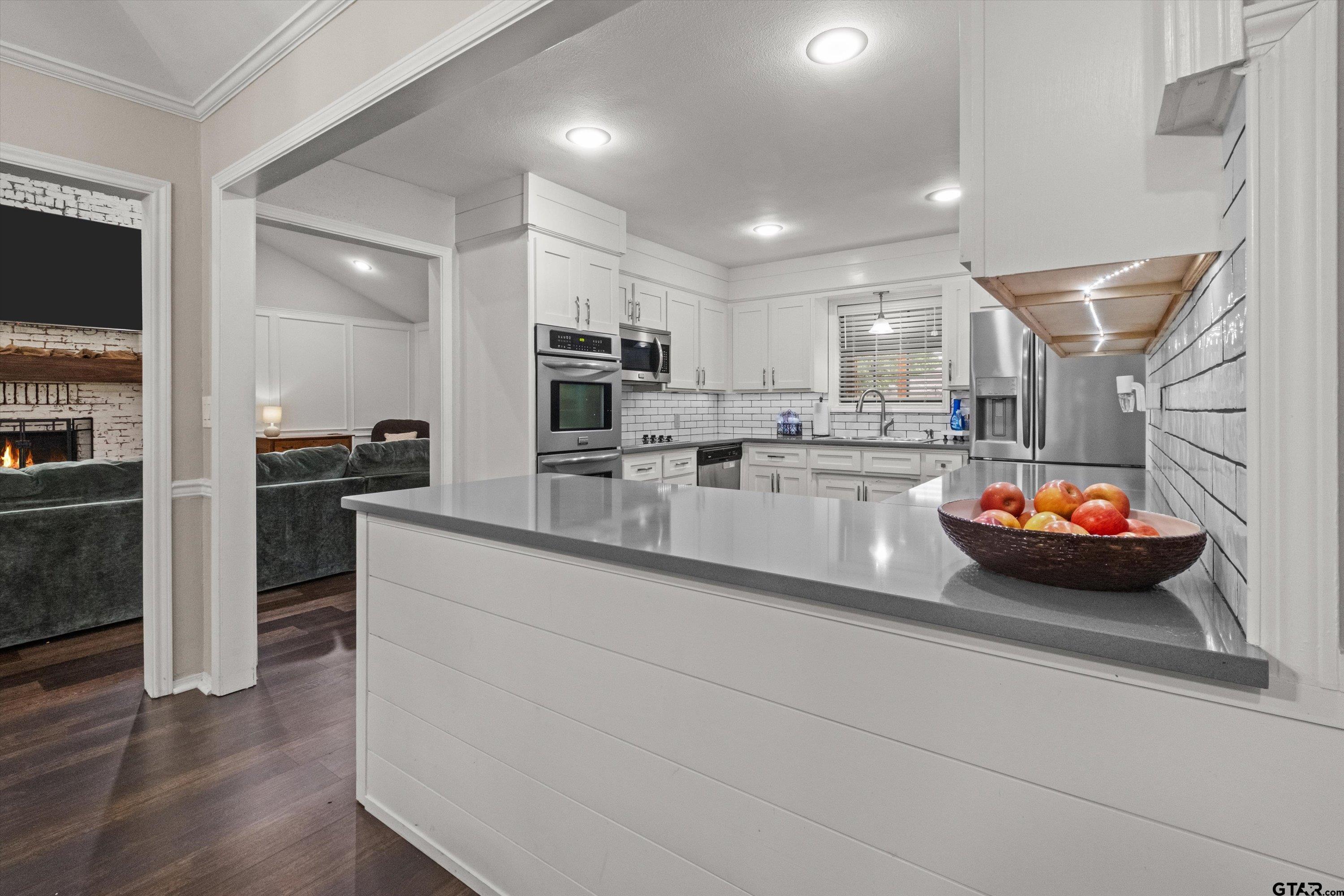 306 Princess St