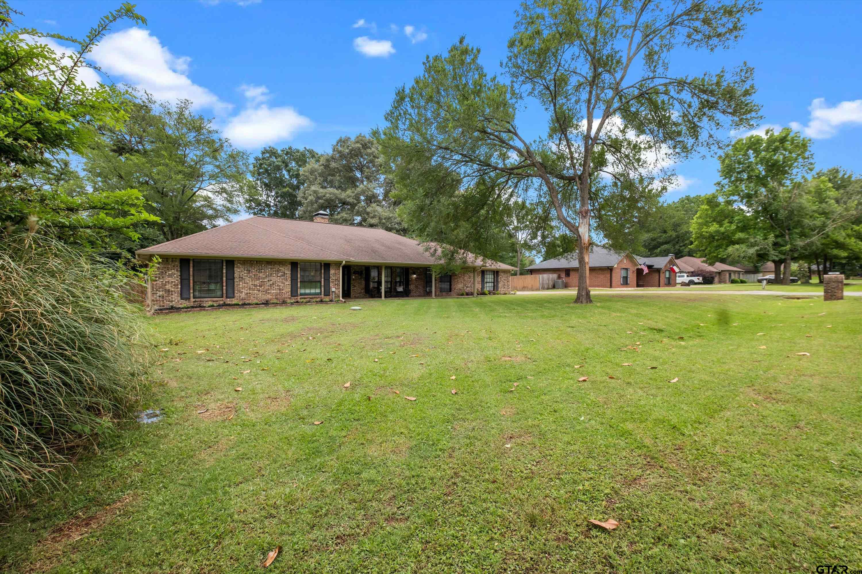 306 Princess St