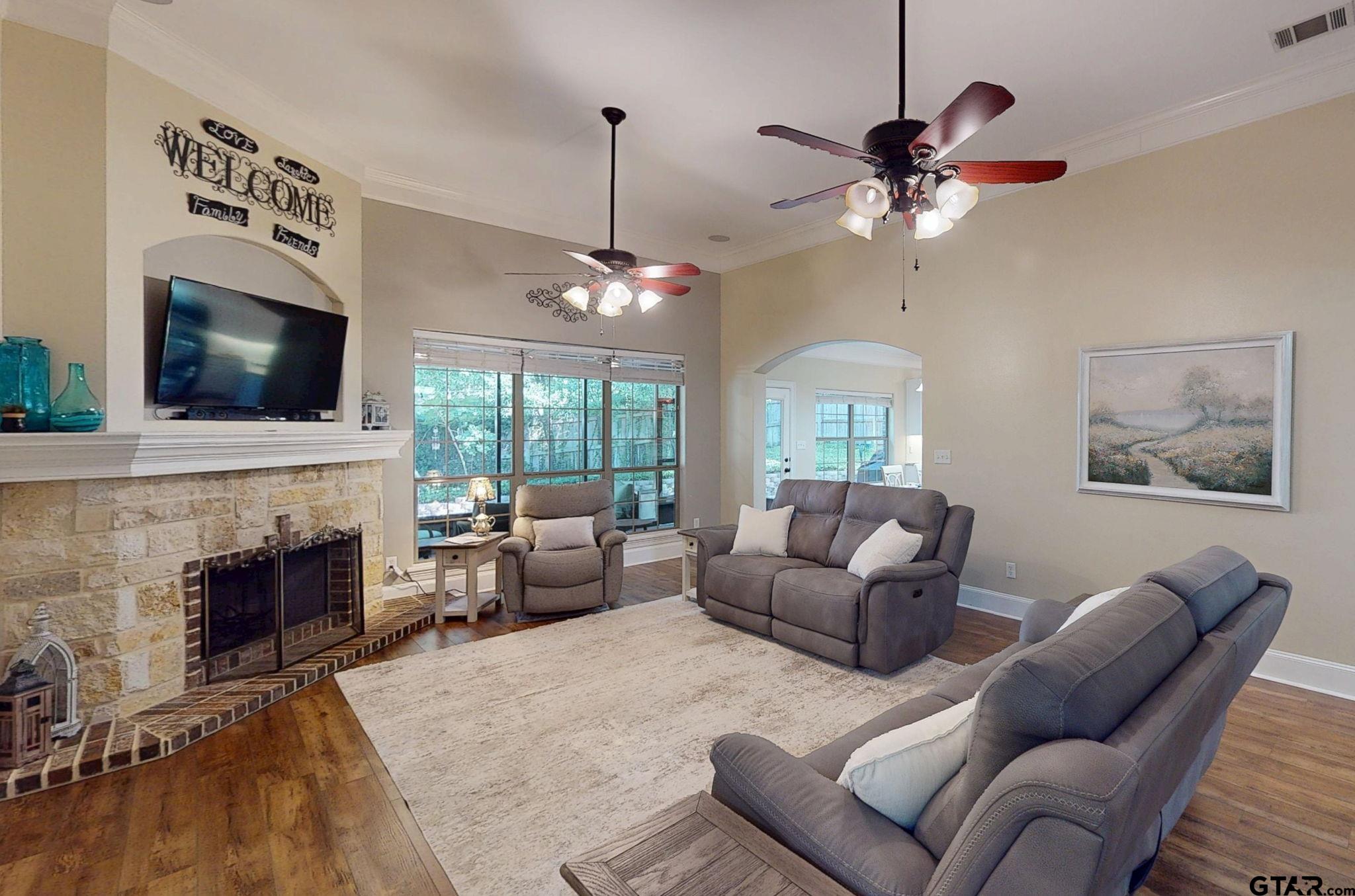 18488 Bluebird Circle