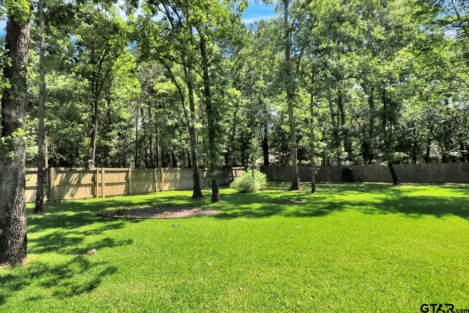 18155 Oak Forest