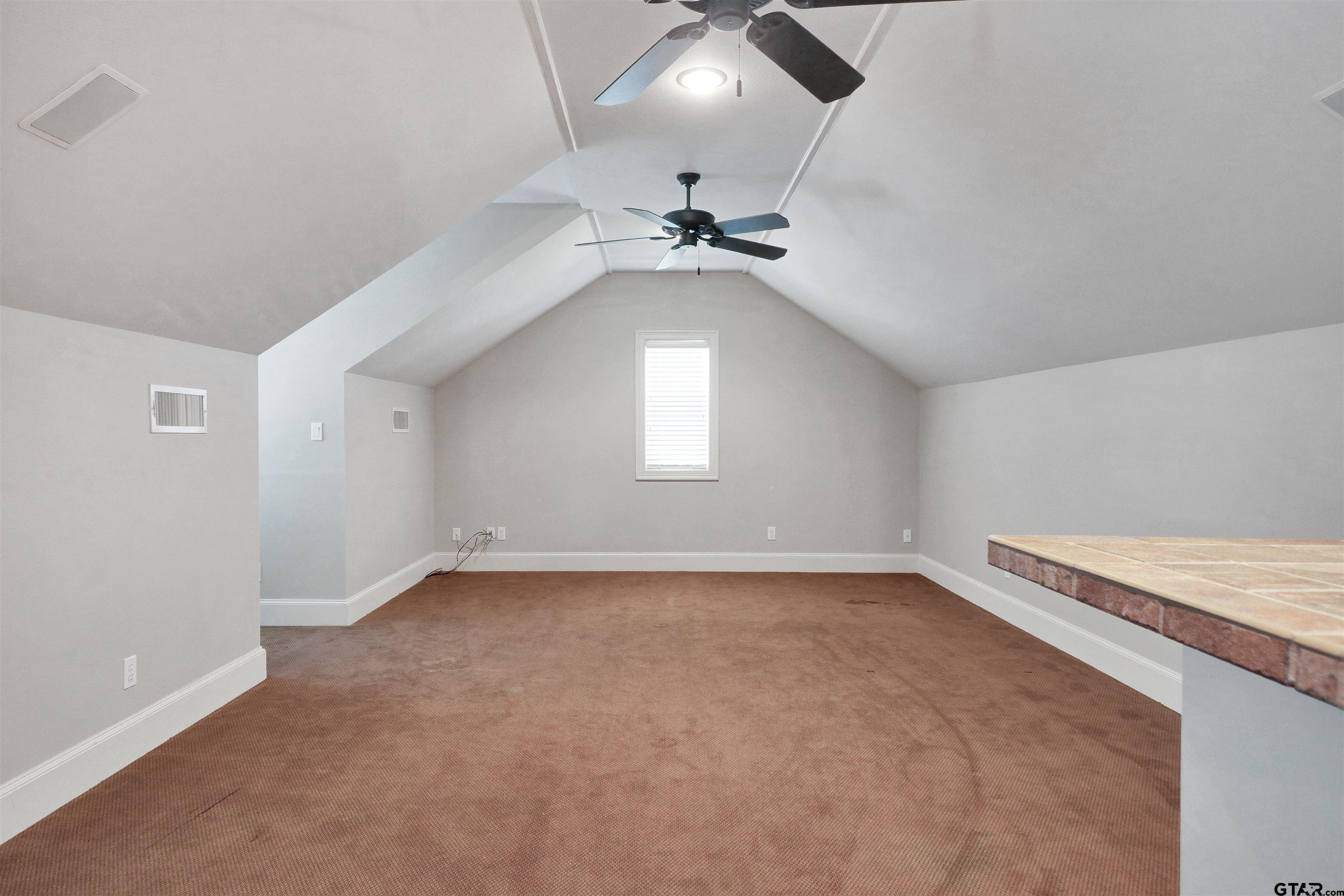 18155 Oak Forest