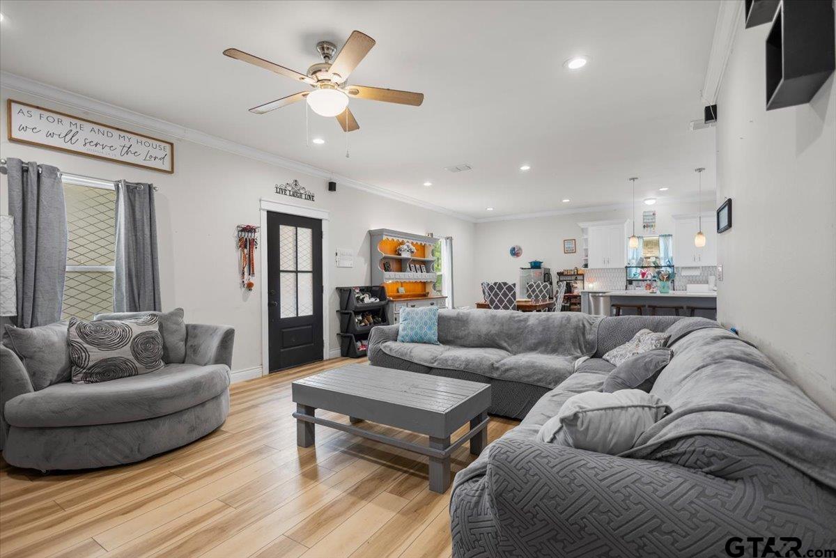 10186 Sparks Drive