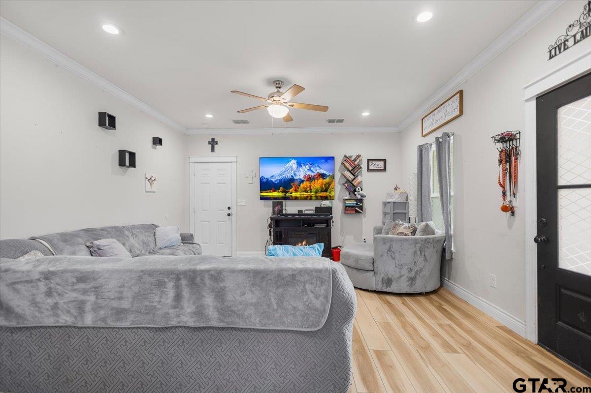 10186 Sparks Drive