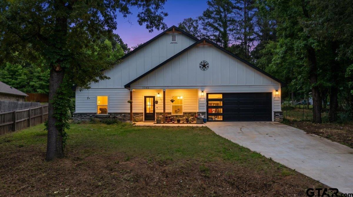 10186 Sparks Drive