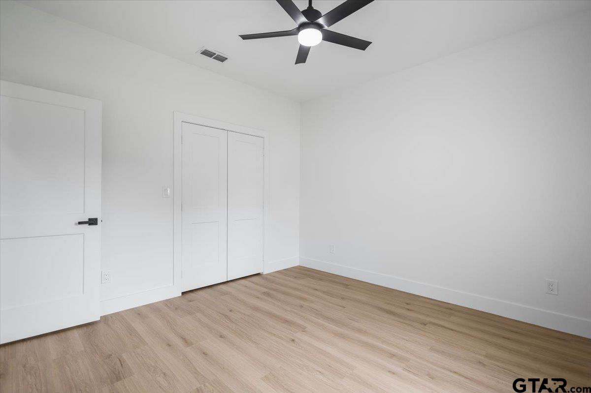 17249 Woodcrest Cir