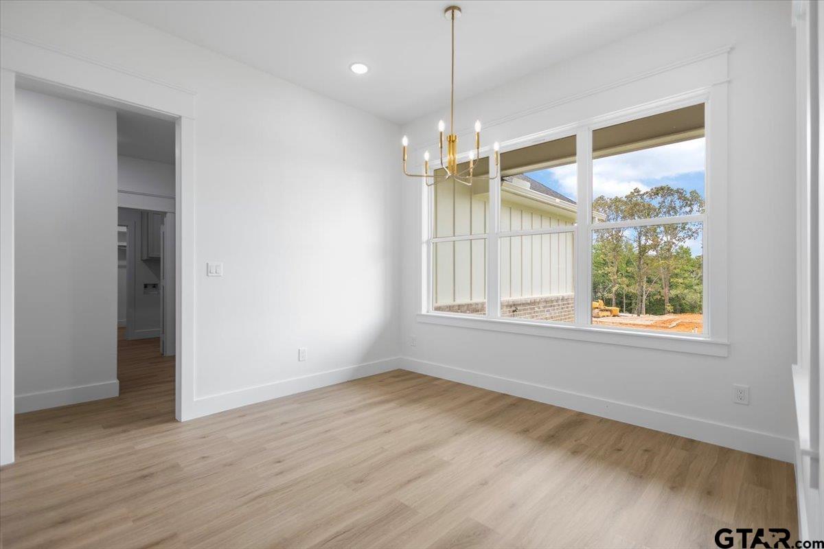 17249 Woodcrest Cir