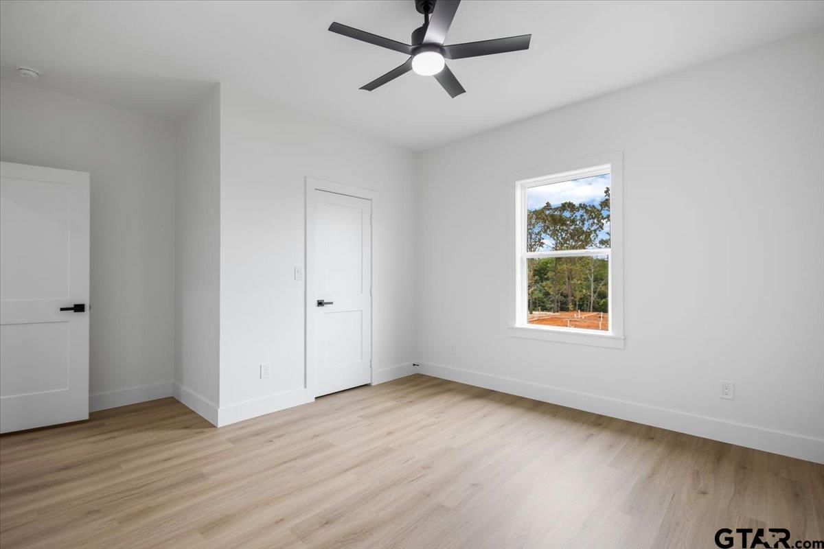 17249 Woodcrest Cir
