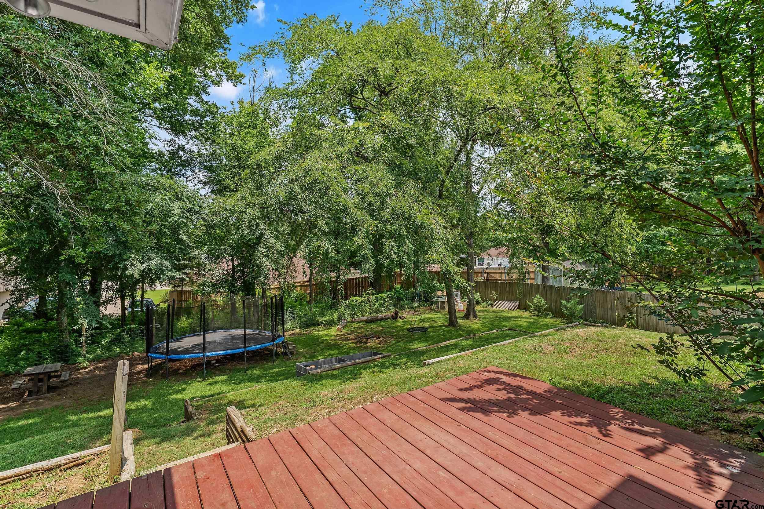 607 E Woodhaven St.