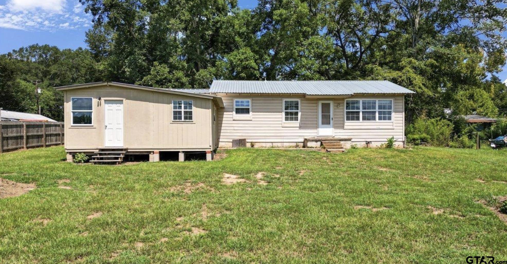 12483 HWY 271