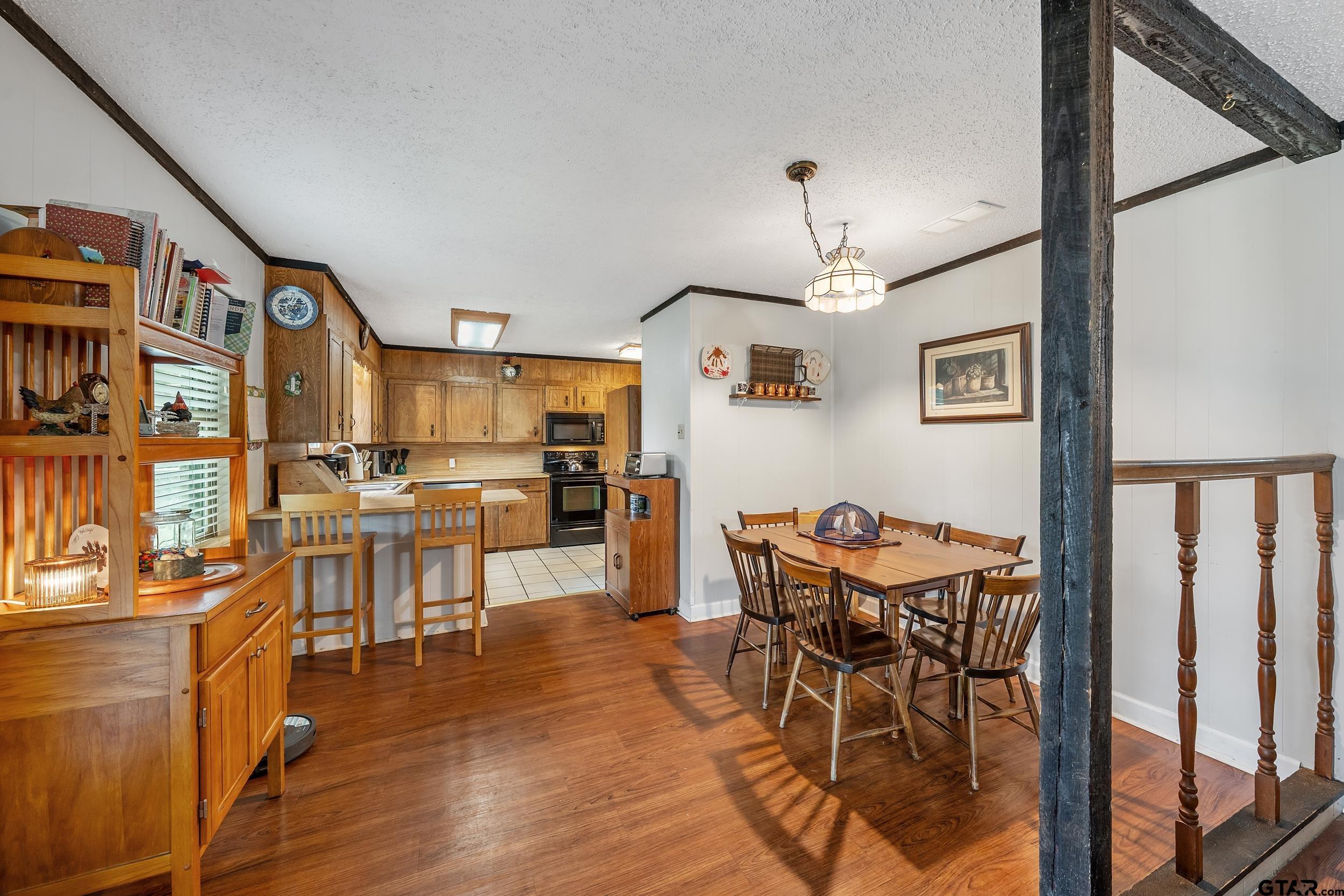 6631 Maplewood