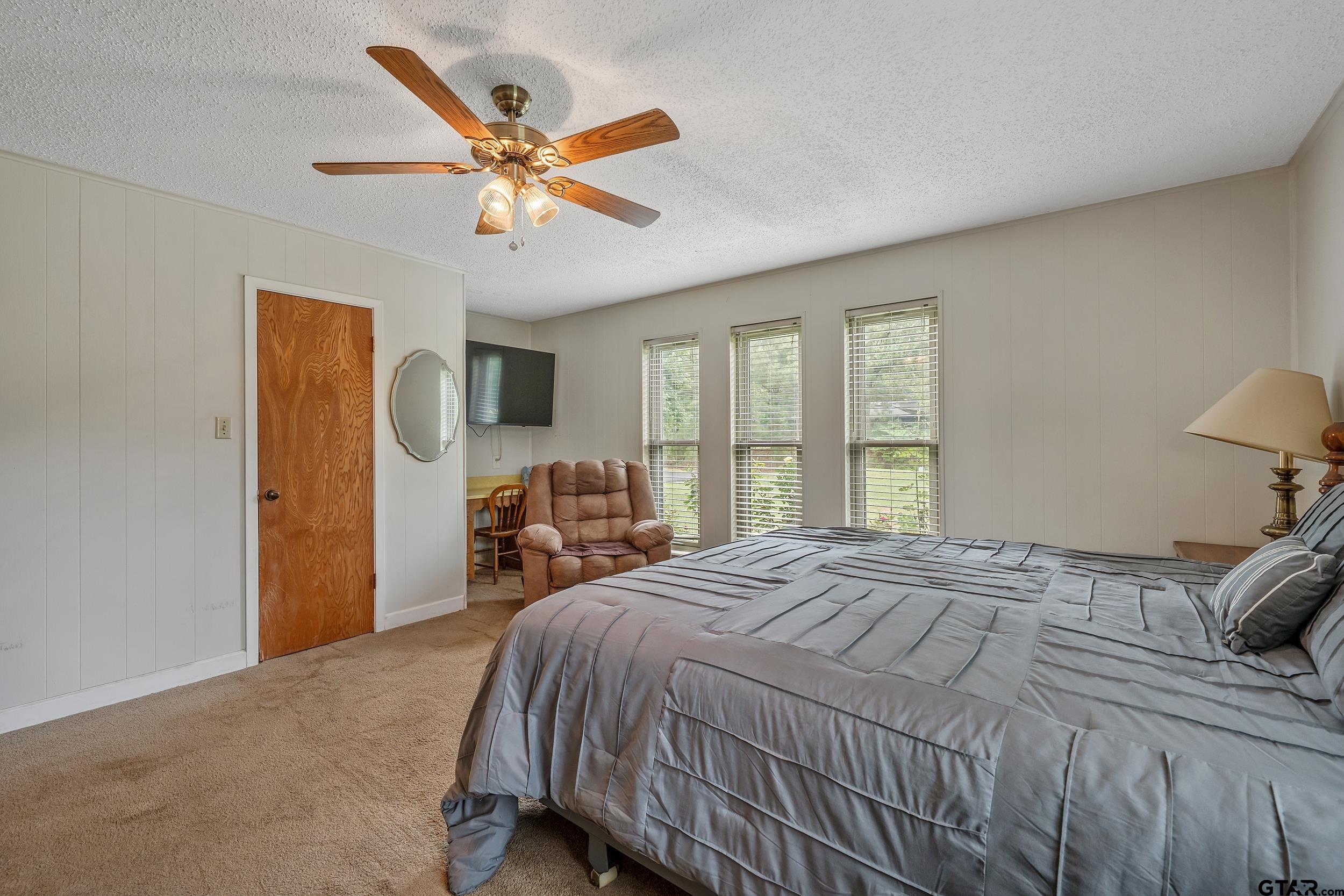 6631 Maplewood