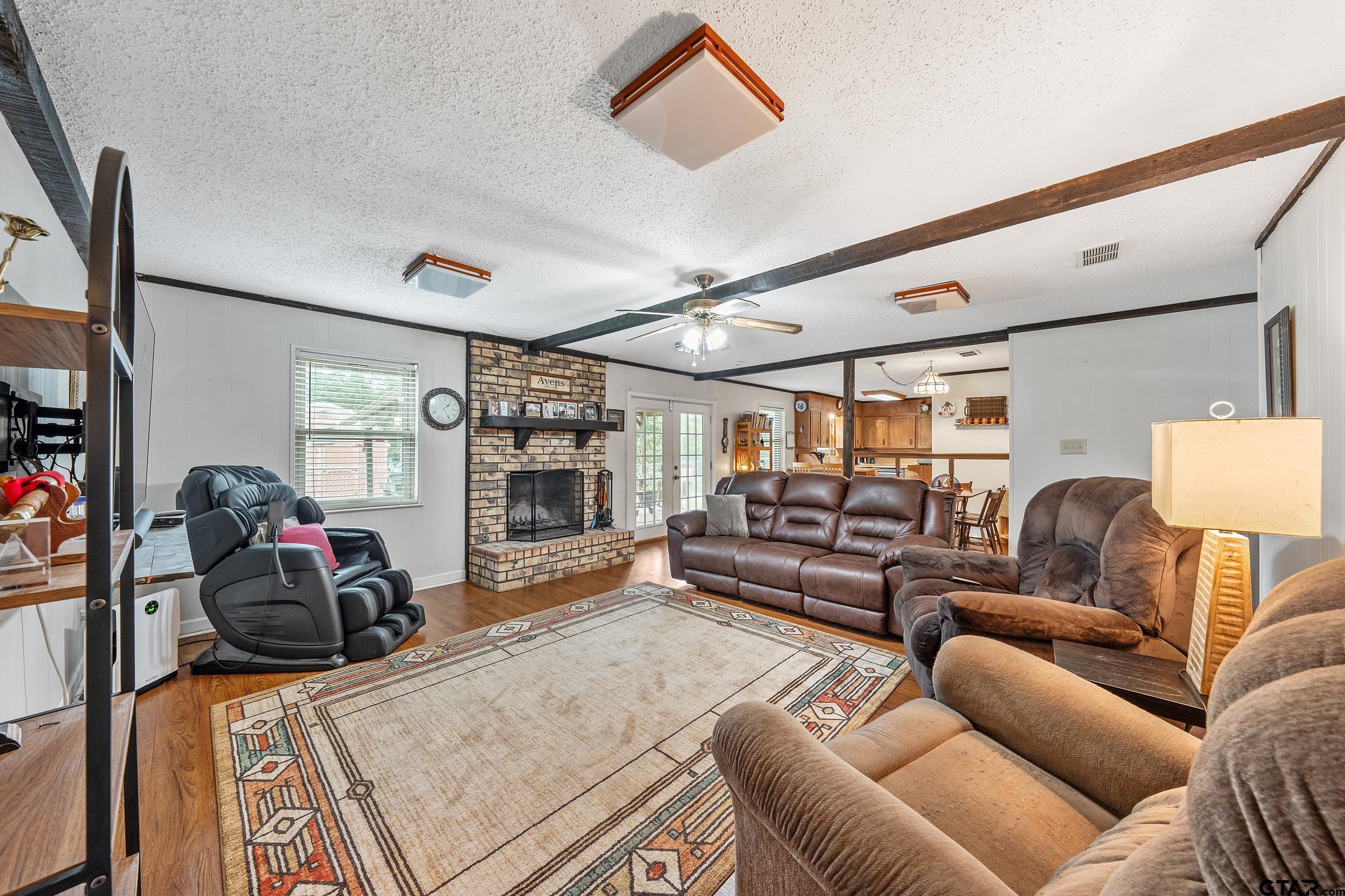 6631 Maplewood