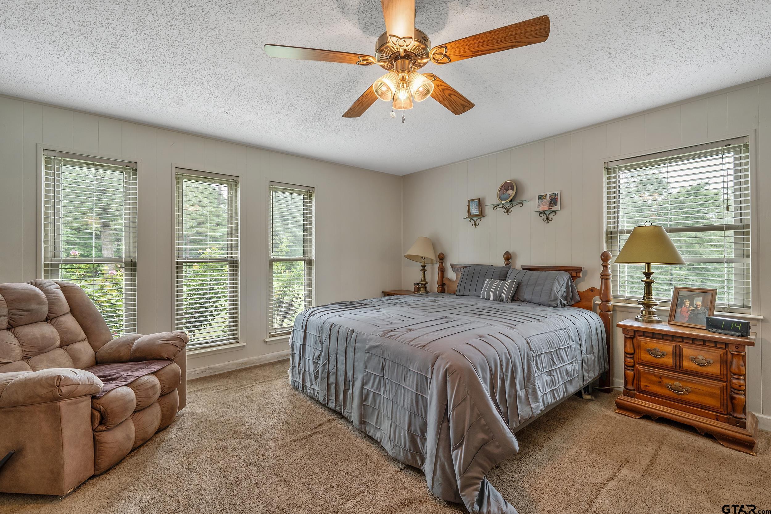 6631 Maplewood