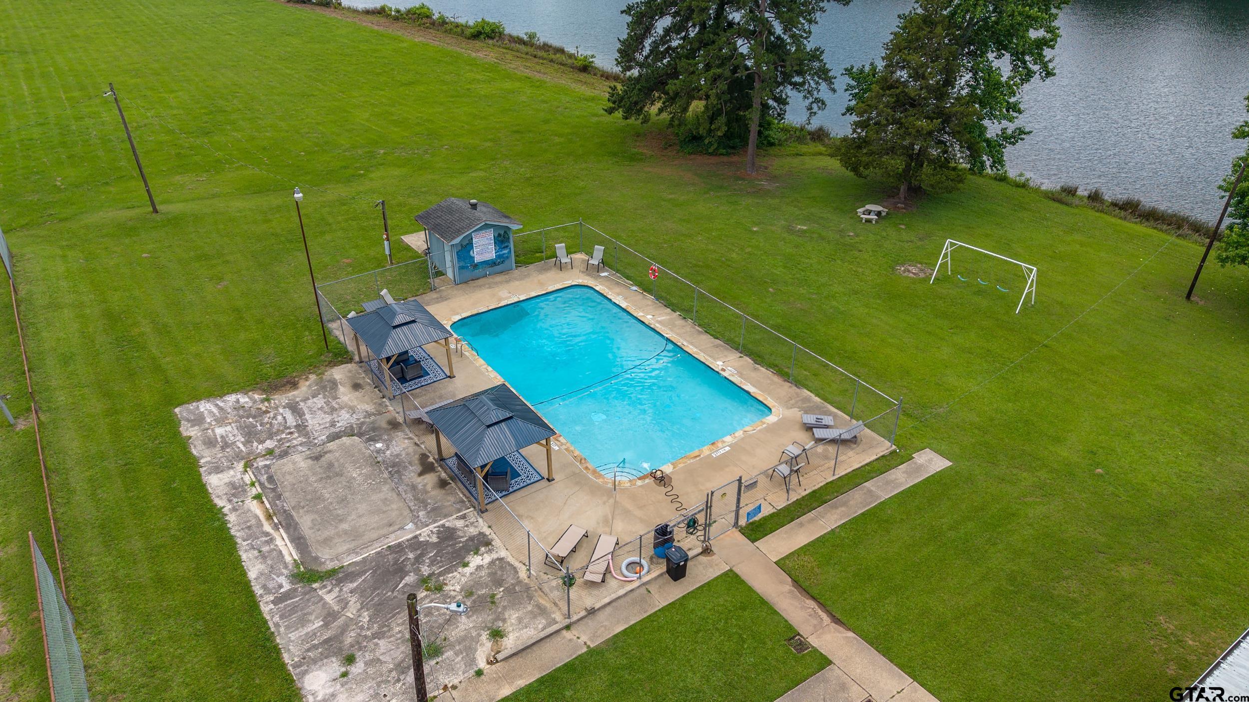 6631 Maplewood