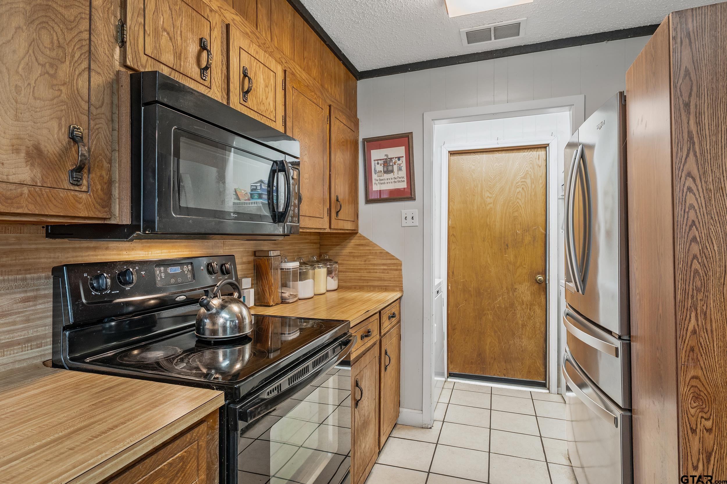 6631 Maplewood