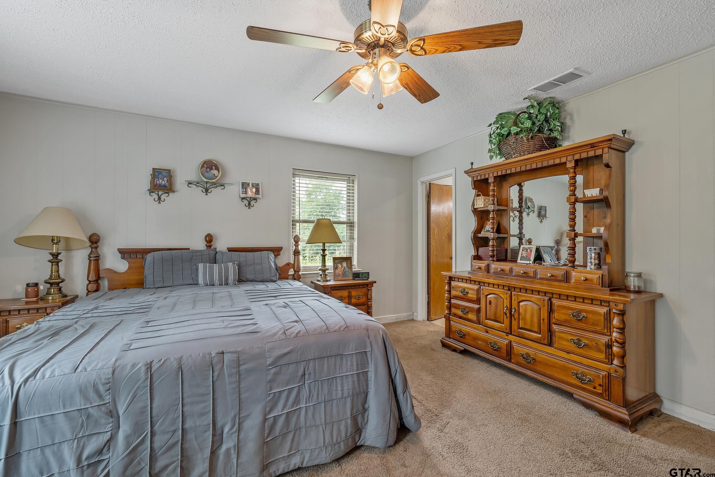 6631 Maplewood