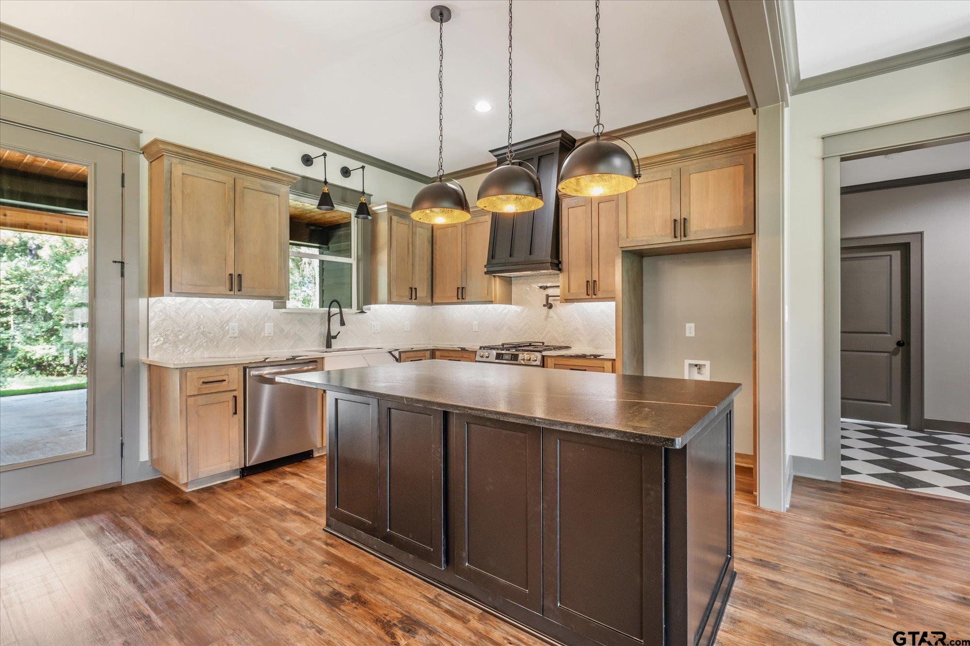 5055 County Road 3802
